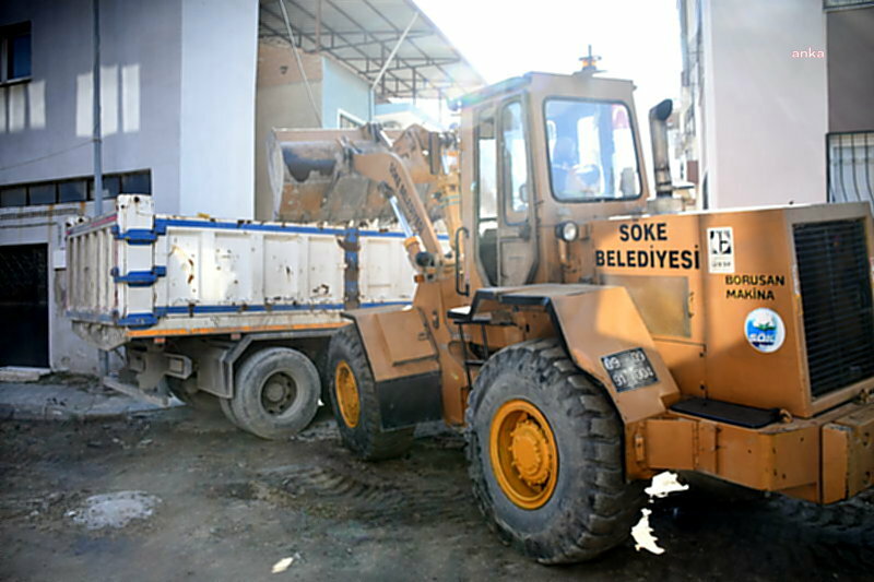 SÖKE BELEDİYESİ MİMAR SİNAN CADDESİ’Nİ YENİLİYOR