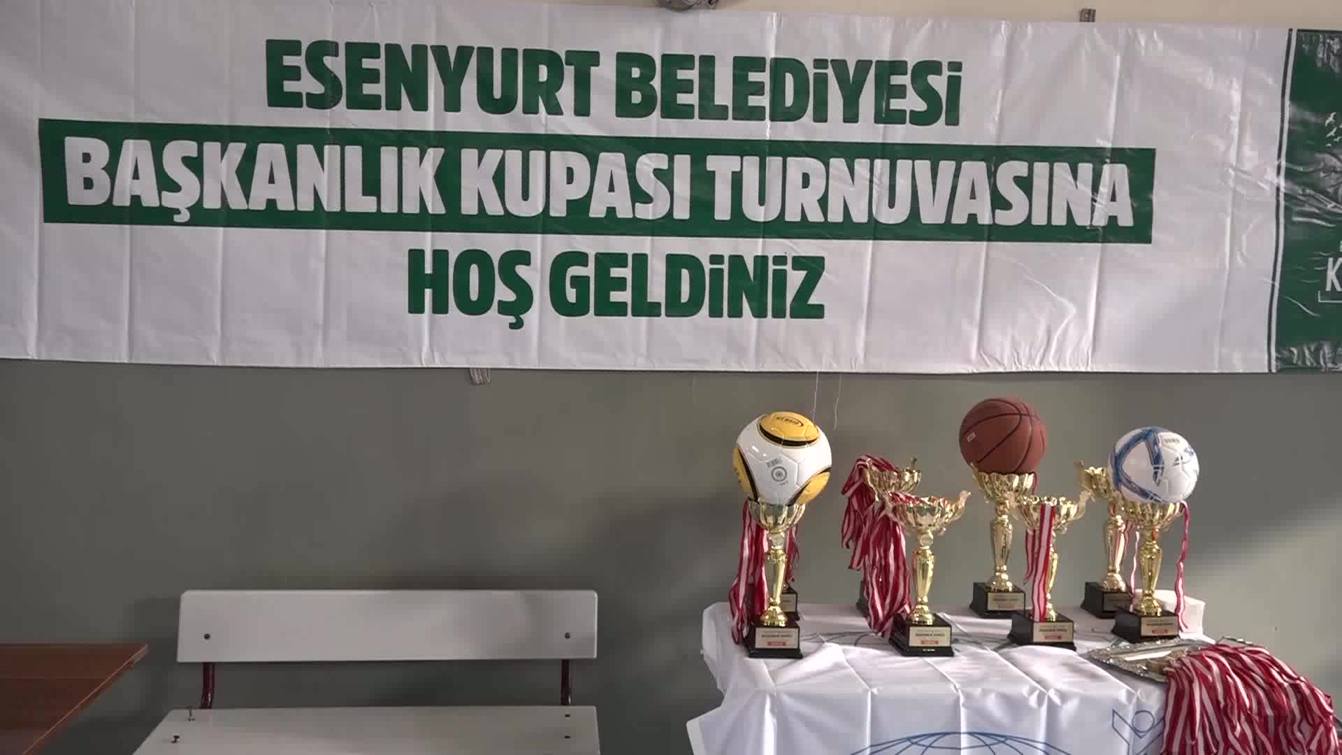 ESENYURT BELEDİYESİ'NDEN ÇOCUKLARA ÖZEL SPOR TURNUVASI