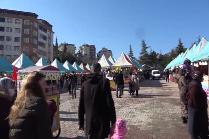 BİLECİK HAMSİ FESTİVALİ’NDE 1,5 TON BALIK DAĞITILDI