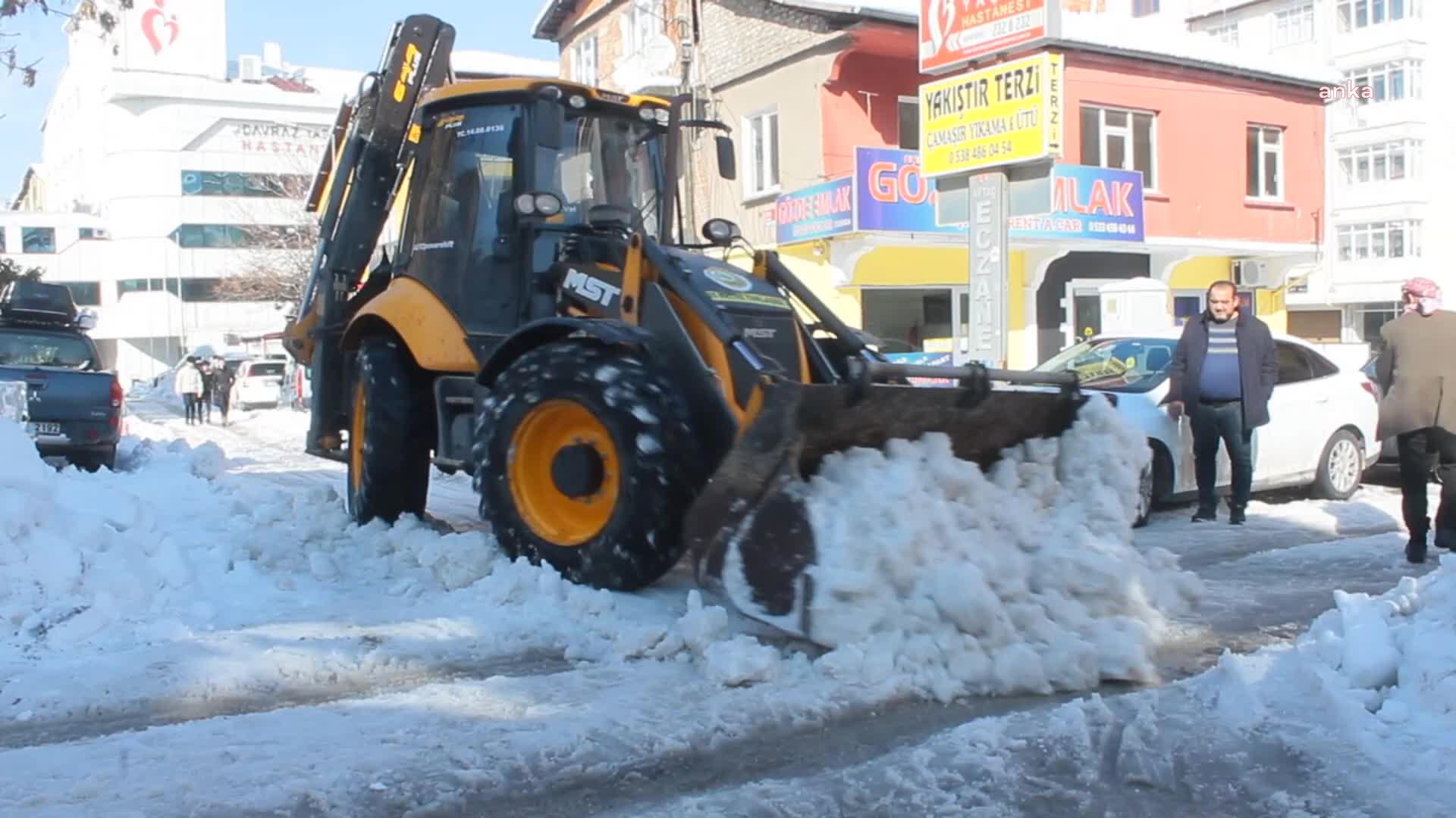 ISPARTA’DA KAR YAĞIŞI NEDENİYLE EĞİTİME 5 GÜN ARA VERİLDİ