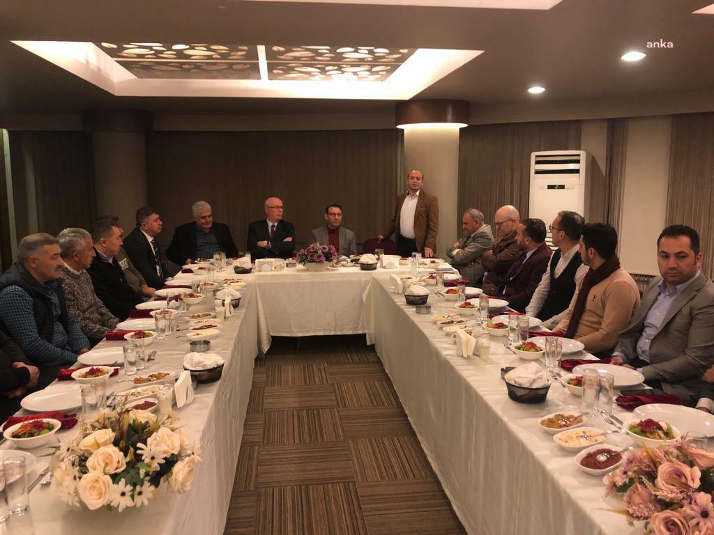 KAZIM KURT MÜTEAHHİTLERLE BİR ARAYA GELDİ