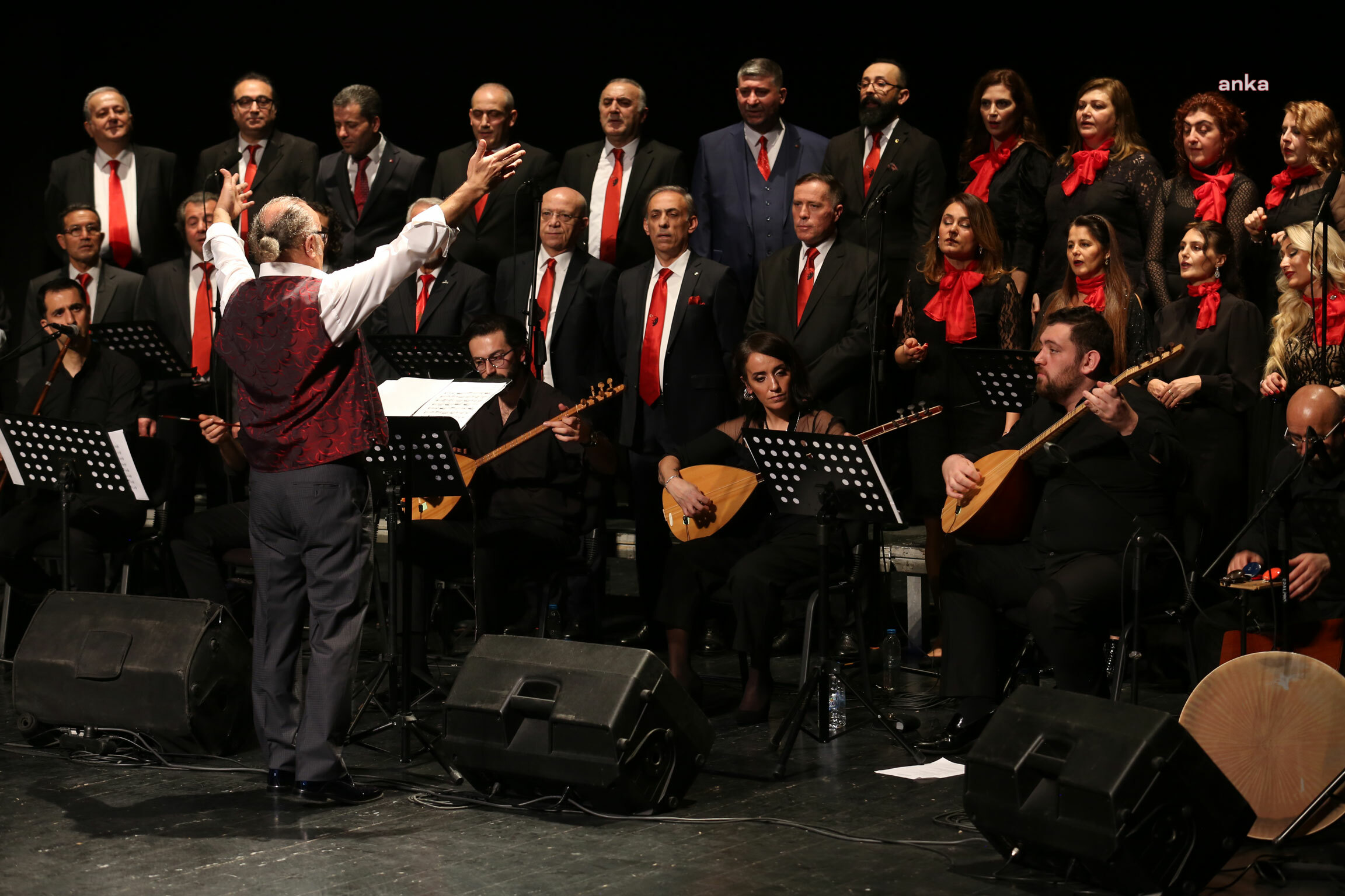 NİLÜFER THM KOROSU SEVENLERİYLE KAVUŞTU