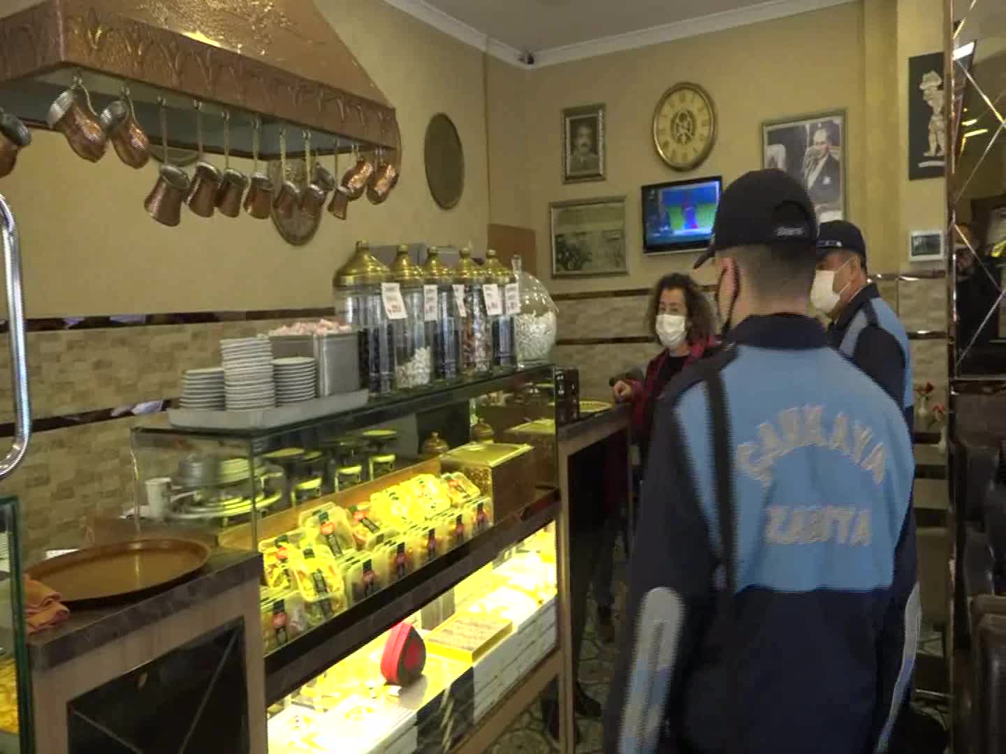 ÇANKAYA BELEDİYESİ ZABITASI'NDAN YILIN İLK AYINDA 4 BİN 700 NOKTADA DENETİM