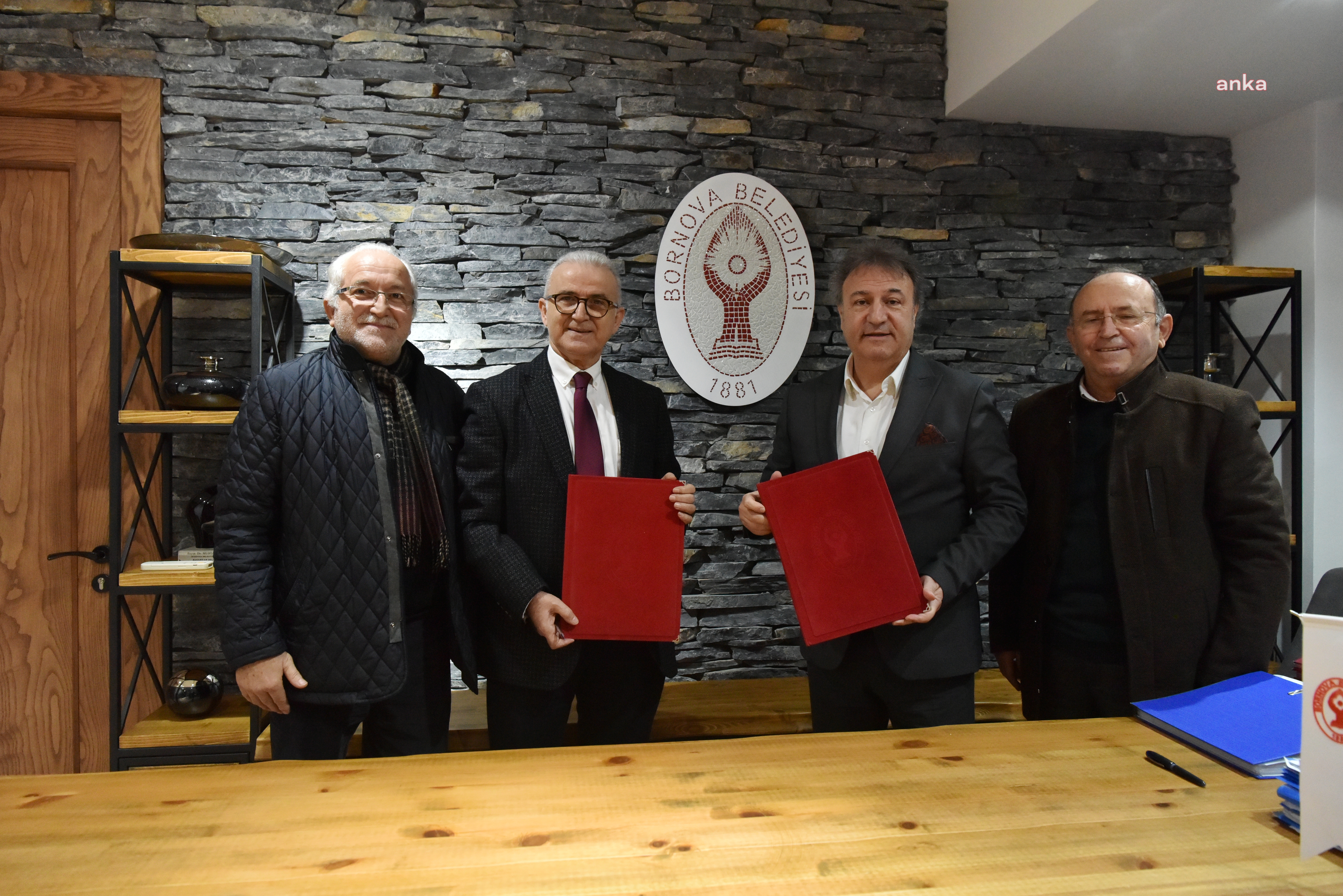 BORNOVA’DA STK İŞ BİRLİĞİYLE KODLAMA EĞİTİMİ