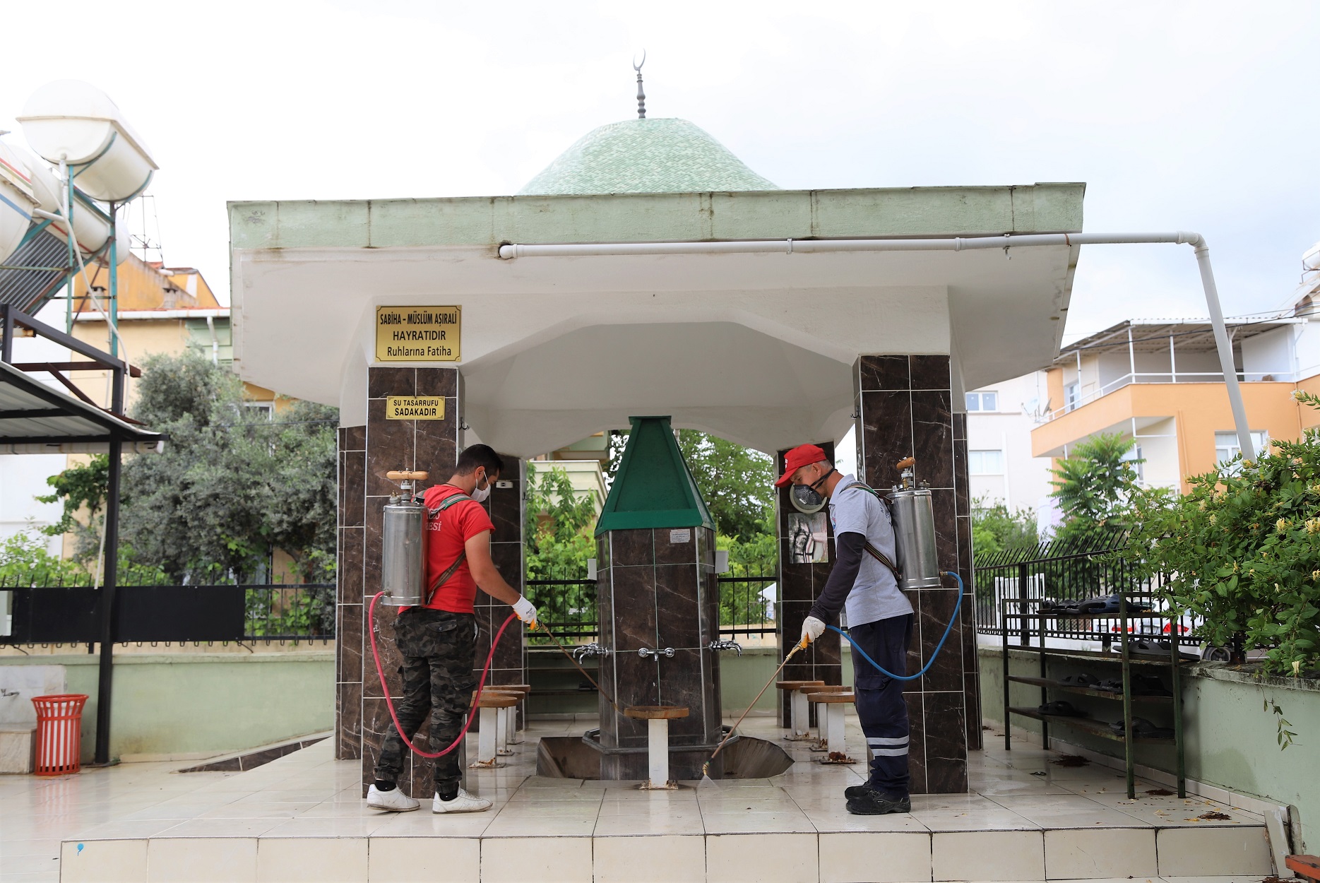 MENDERES'TE CAMİLER İBADETE HAZIR