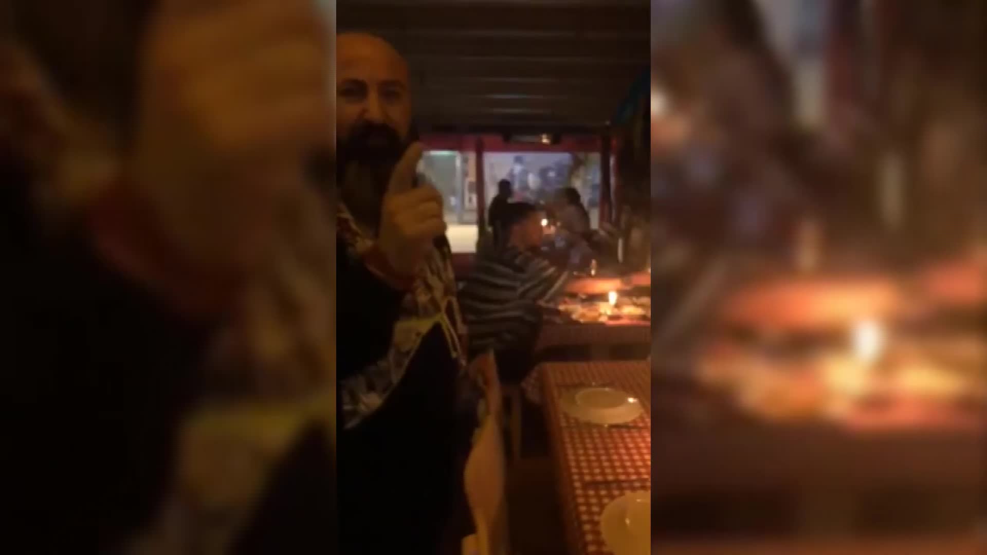 İZMİR'DEKİ KAFE VE BARLARDA 'MUMLU' PROTESTO: BİZİ BU DURUMA DÜŞÜRENLER UTANSIN