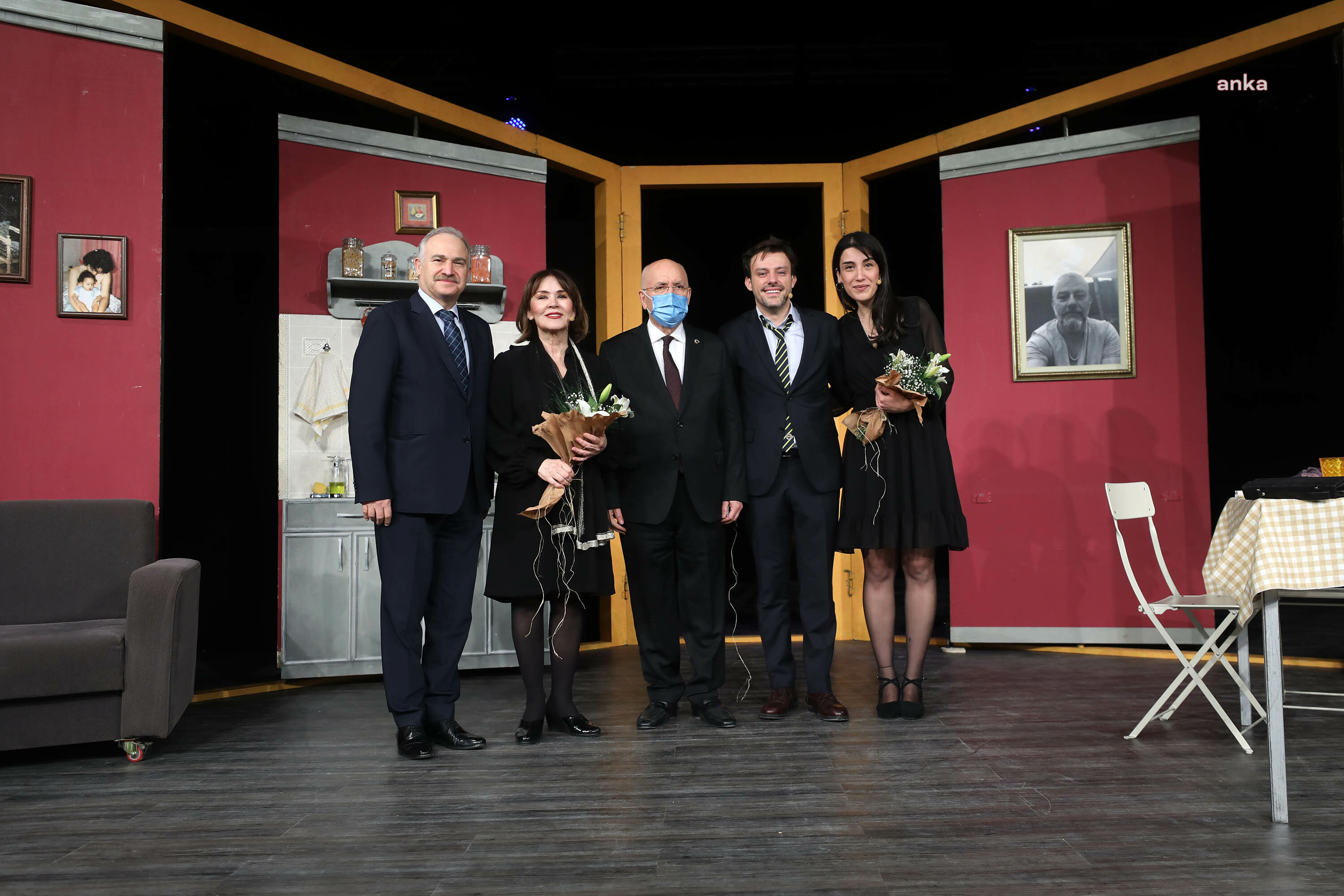 YENİMAHALLE BELEDİYESİ TİYATRO FESTİVALİ, TÜM HIZIYLA DEVAM EDİYOR