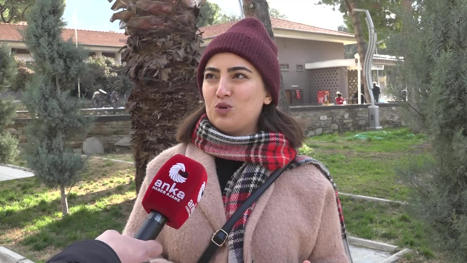 İŞSİZ ZİRAAT MÜHENDİSİ 'TERZİLİK DE YAPARIM' DEDİ SOSYAL MEDYADA GÜNDEM OLDU: "TÜRKİYE'DE YAŞIYORSANIZ İDEALLERİNİZ KALMIYOR!"