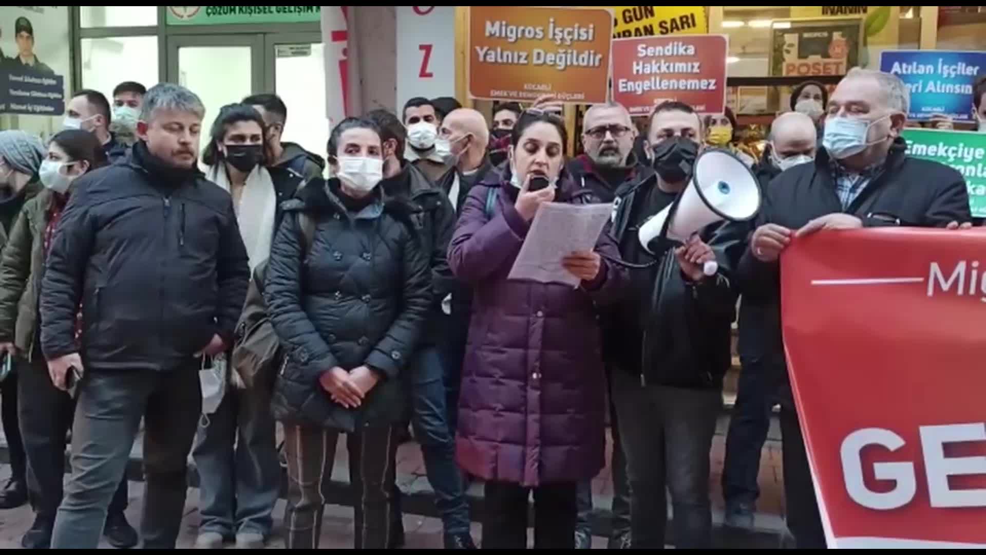 KOCAELİ’DE İSTANBUL'DAKİ MİGROS İŞÇİLERİNE DESTEK EYLEMİ