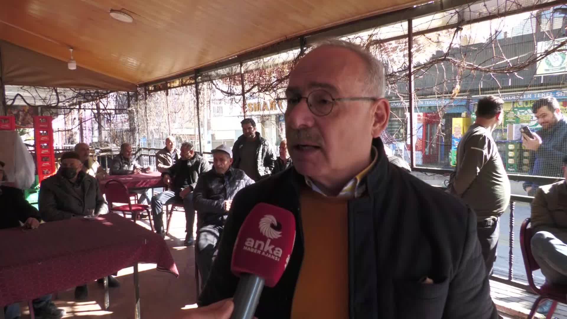 KAHVEHANECİLER ELEKTRİK FATURALARINA TEPKİLİ: ÇAY 2 BUÇUK, FATURA 8 BİN LİRA