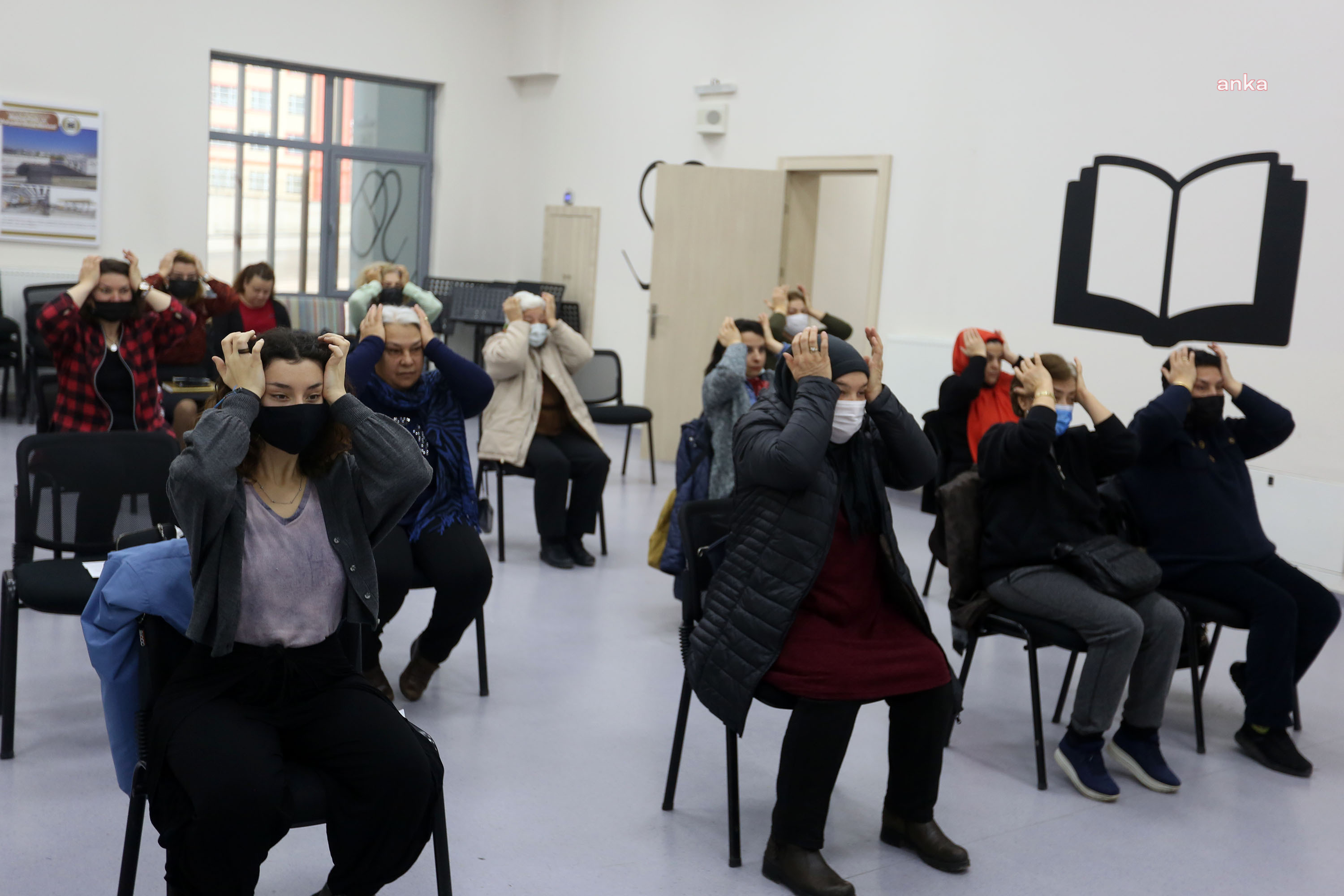 YENİMAHALLELİ VATANDAŞLAR, YÜZ YOGASINDA BULUŞTU