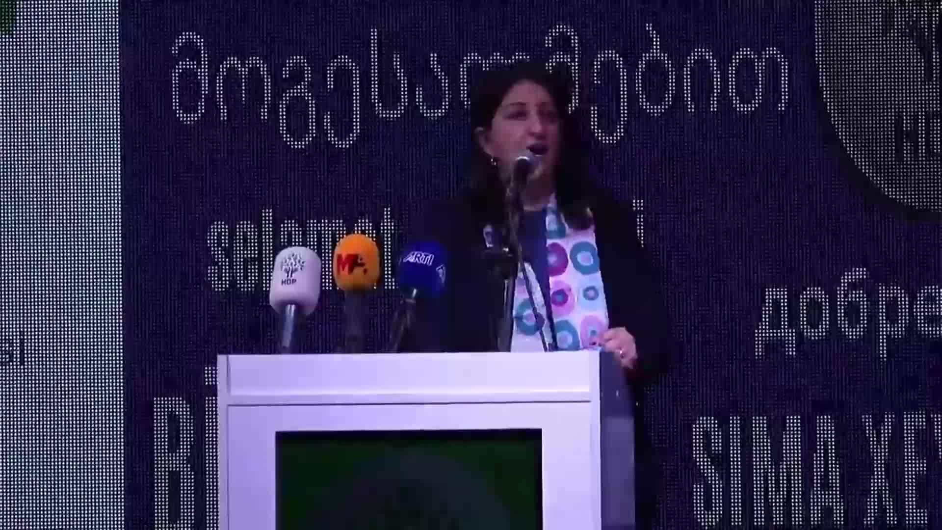 PERVİN BULDAN: YOLUMUZ, ÜÇÜNCÜ YOLDUR. BU ÜÇÜNCÜ YOLA HERKES MUHTAÇ OLACAK, BİZİMLE GÖRÜŞMEK İÇİN YANIMIZA GELECEKLER
