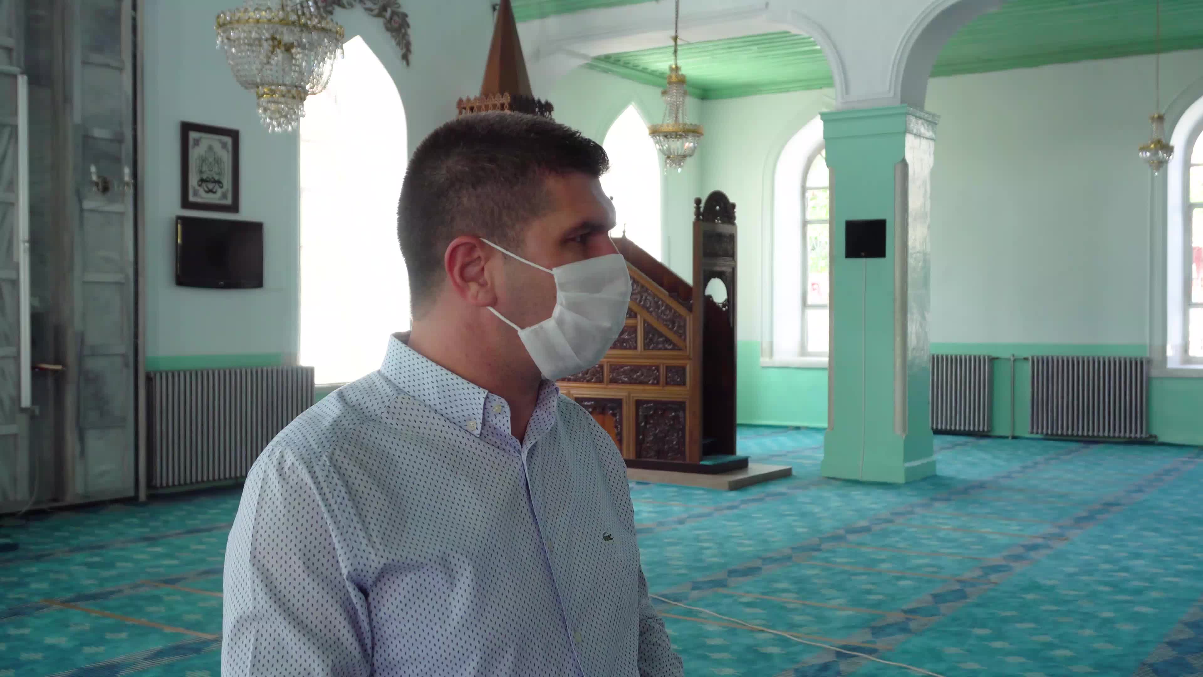 BURDUR'DA CAMİLER DEZENFEKTE EDİLDİ