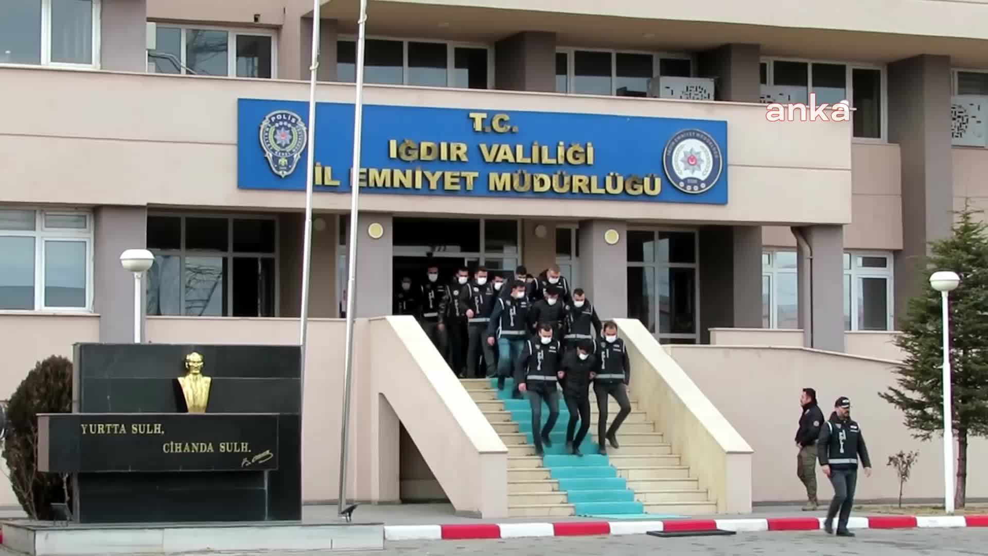 IĞDIR’DA “HAYVAN SATIŞI VAADİYLE DOLANDIRICILIK” OPERASYONU: GÖZALTINA ALINAN 11 KİŞİDEN İKİSİ TUTUKLANDI