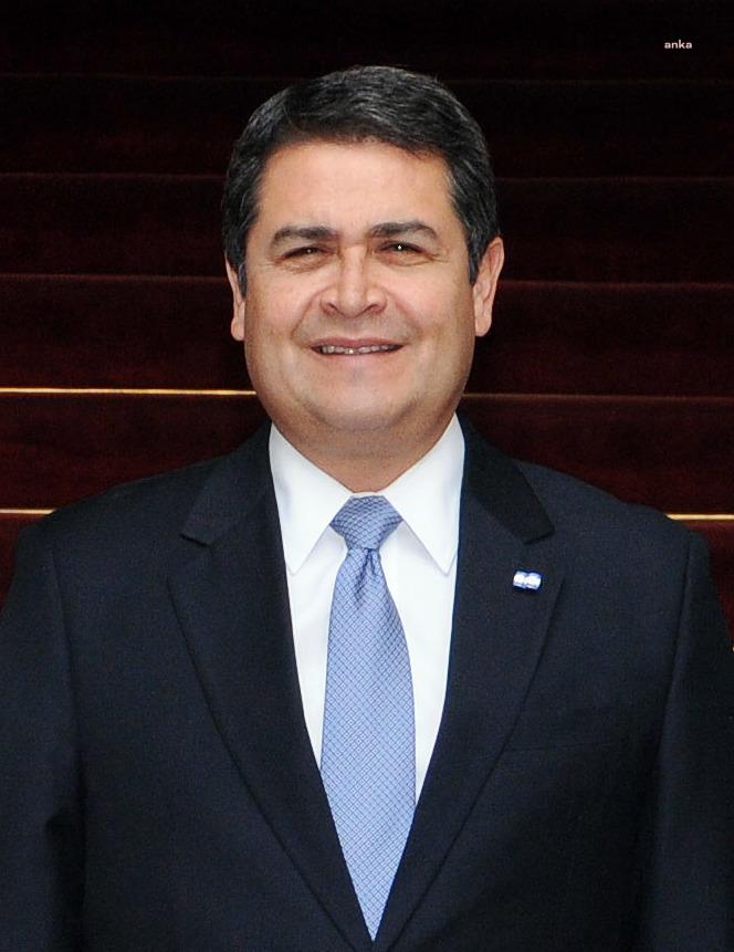 ESKİ HONDURAS DEVLET BAŞKANI GÖZALTINA ALINDI