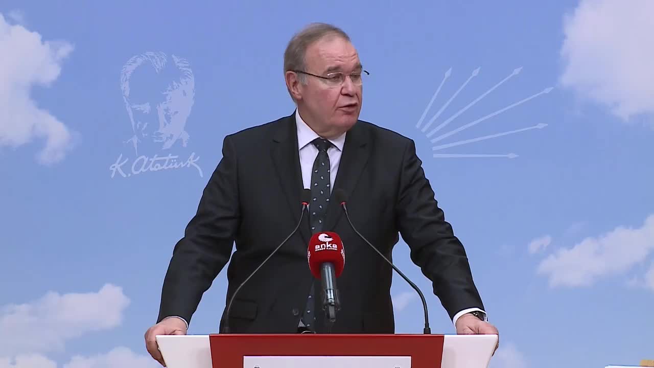 ÖZTRAK: BU ZAMLARI SARAYIN KİBİRLİSİ YAPTI. ZATEN ZULMEDİYORSUNUZ BARİ ALAY ETMEYİN