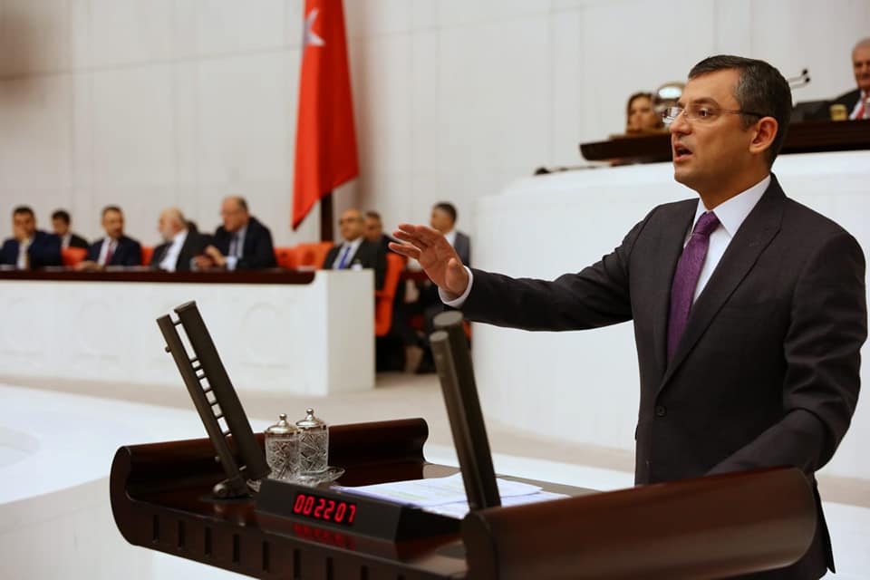 CHP, YARGIDA KADROLAŞMA VE AKRABA KAYIRMACILIGI İDDİALARINI MECLİS GÜNDEMİN TAŞIDI.