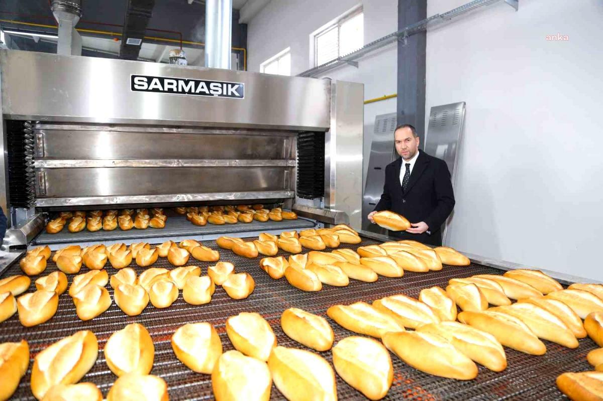 NİĞDE BELEDİYESİ’NİN EKMEK FABRİKASINDA ÜRETİLEN 200 GRAM EKMEK 1.75 TL'YE SATILACAK