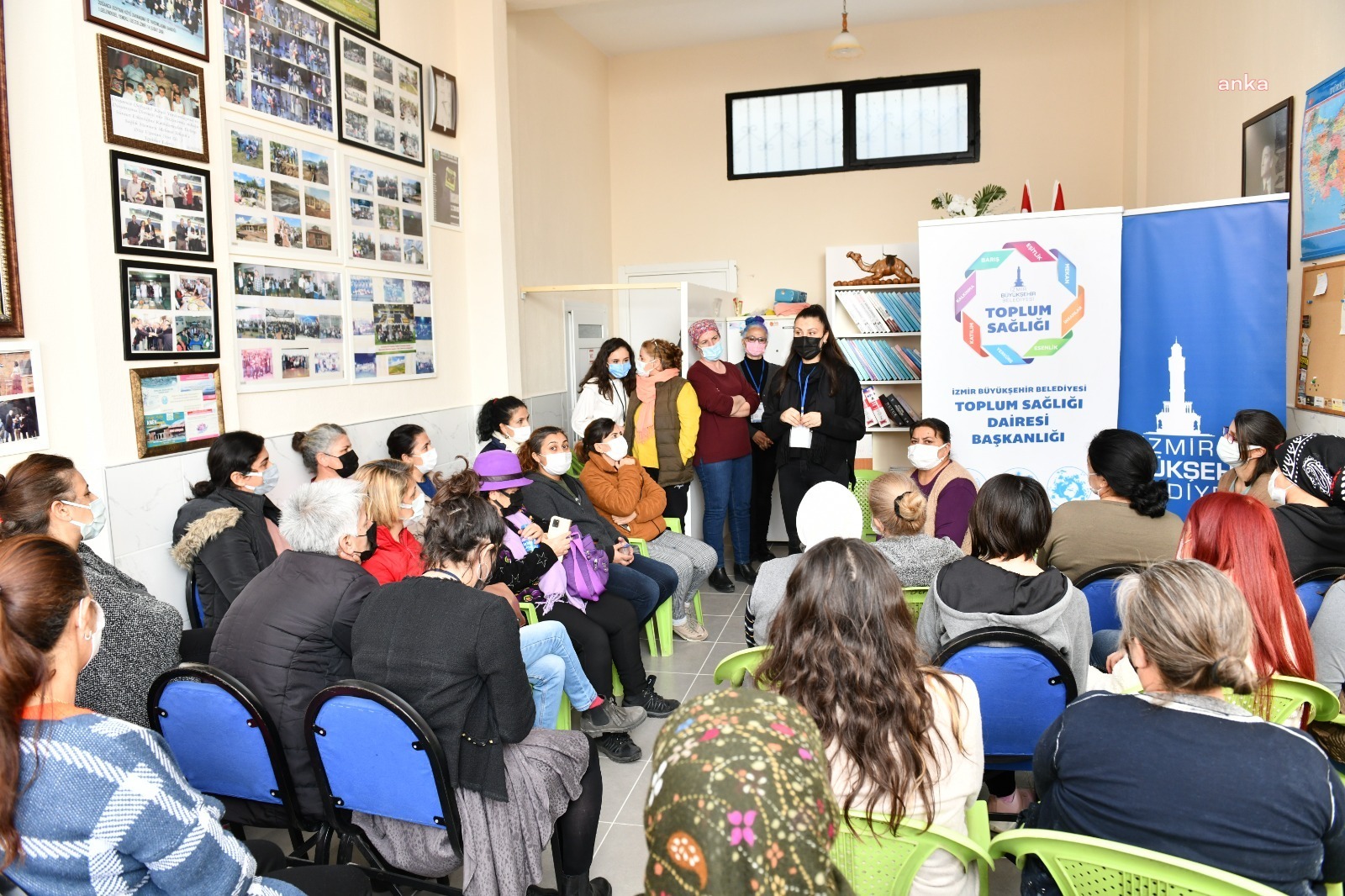 ÇİĞLİLİ KADINLARA “SAĞLIKLI YAŞAM” BİLGİLENDİRMESİ