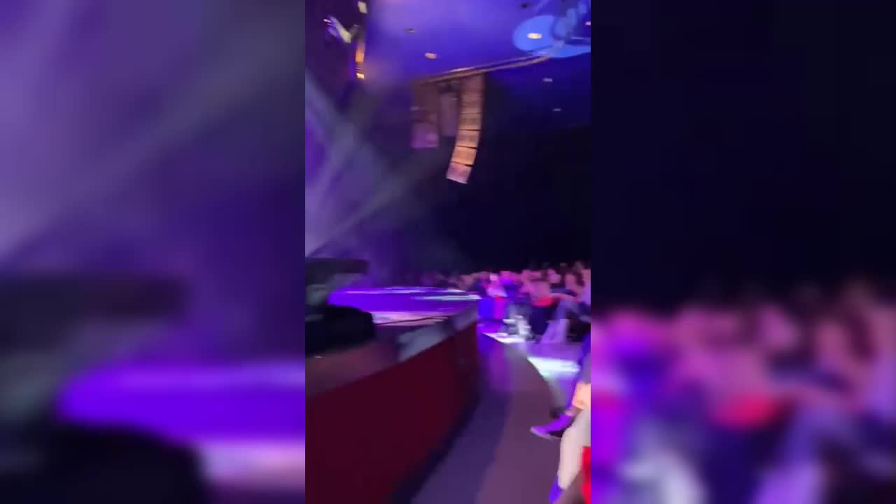 AKŞENER, EROL EVGİN KONSERİNDE