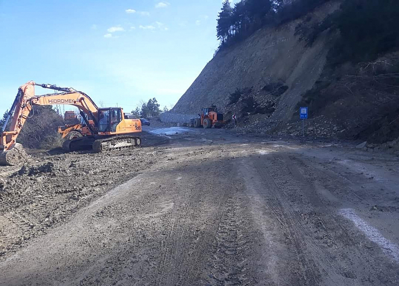 ÇATALZEYTİN - KASTAMONU KARAYOLU ULAŞIMA KAPANDI