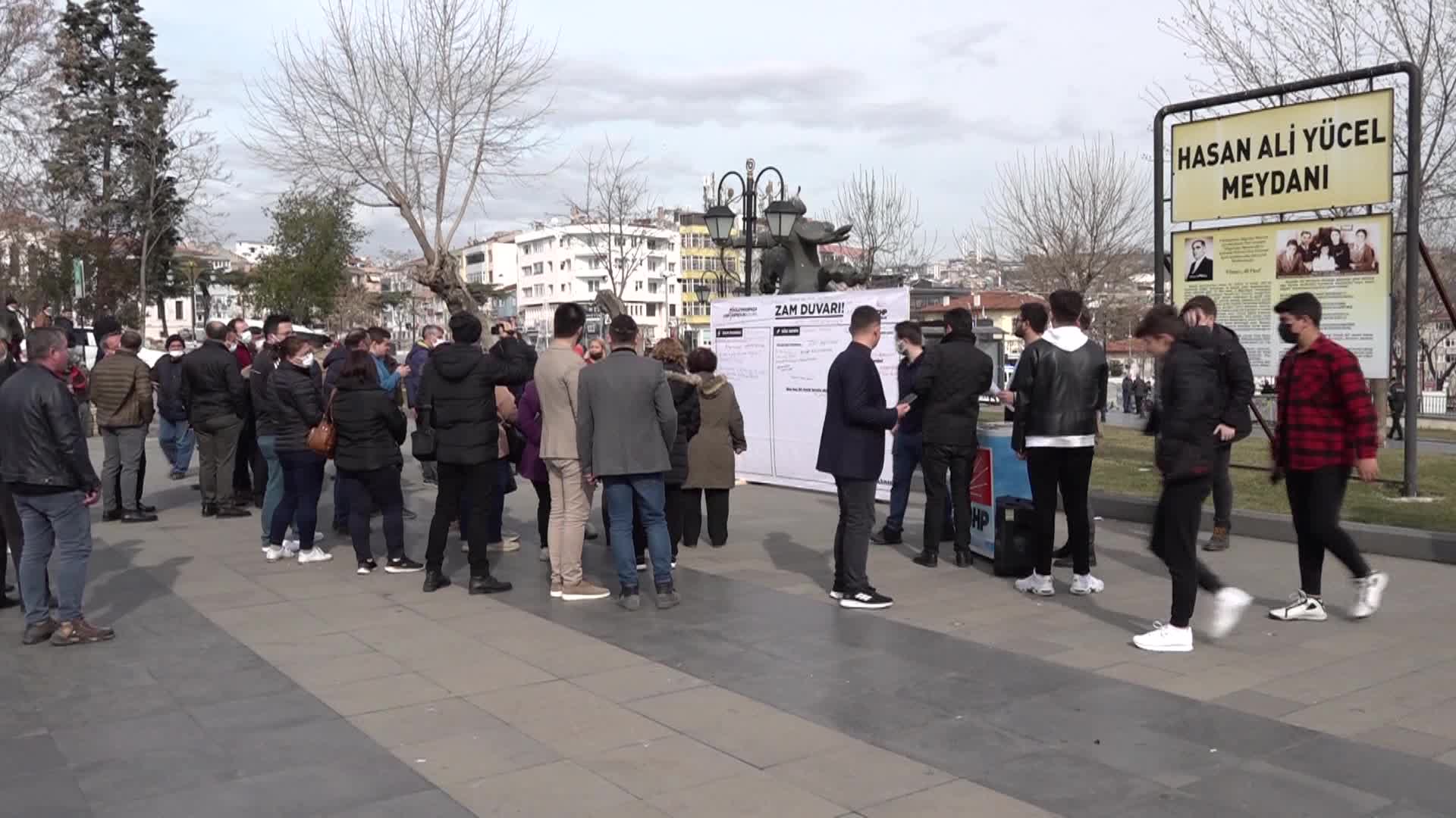 TEKİRDAĞLI GENÇLERDEN "GEÇÇEK"Lİ ZAM PROTESTOSU