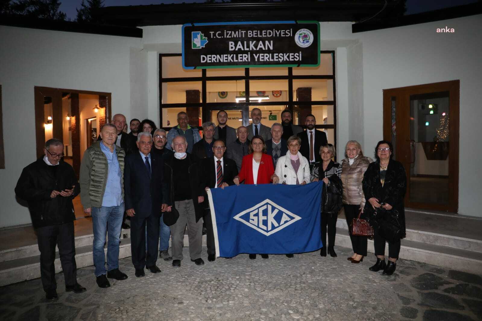 İZMİT BELEDİYE BAŞKANI HÜRRİYET, SEKA KÜLTÜR EVİ İLE İLGİLİ SEKALILARI DİNLEDİ