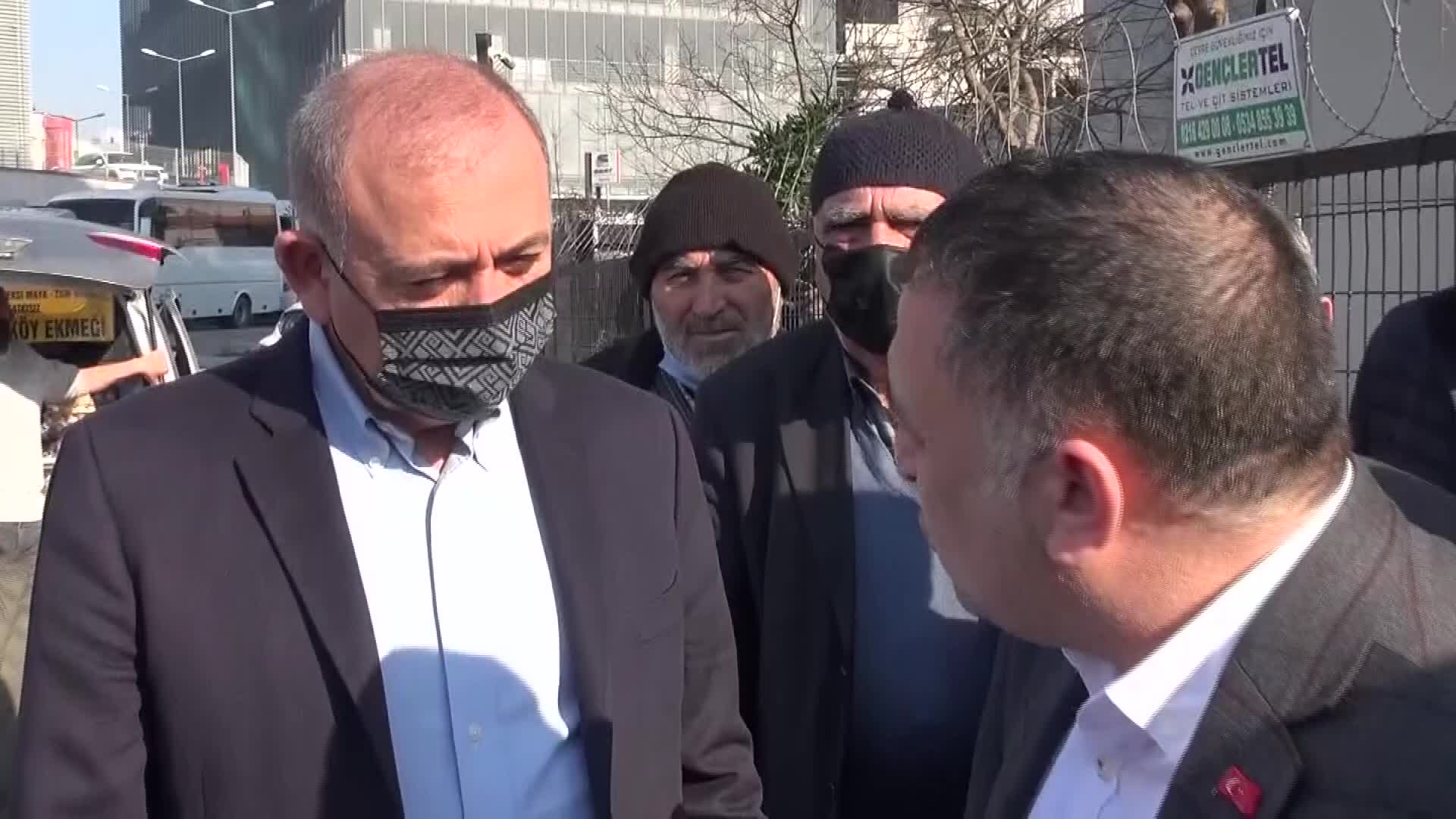 GERİYE DÖNÜK VERGİ BORCU ÇIKARILAN MİNİBÜS İŞLETMECİSİ: "BÖYLE BİR VERGİ BORCU ÇIKMASI BİZİ EKMEKSİZ, AŞSIZ BIRAKACAK"