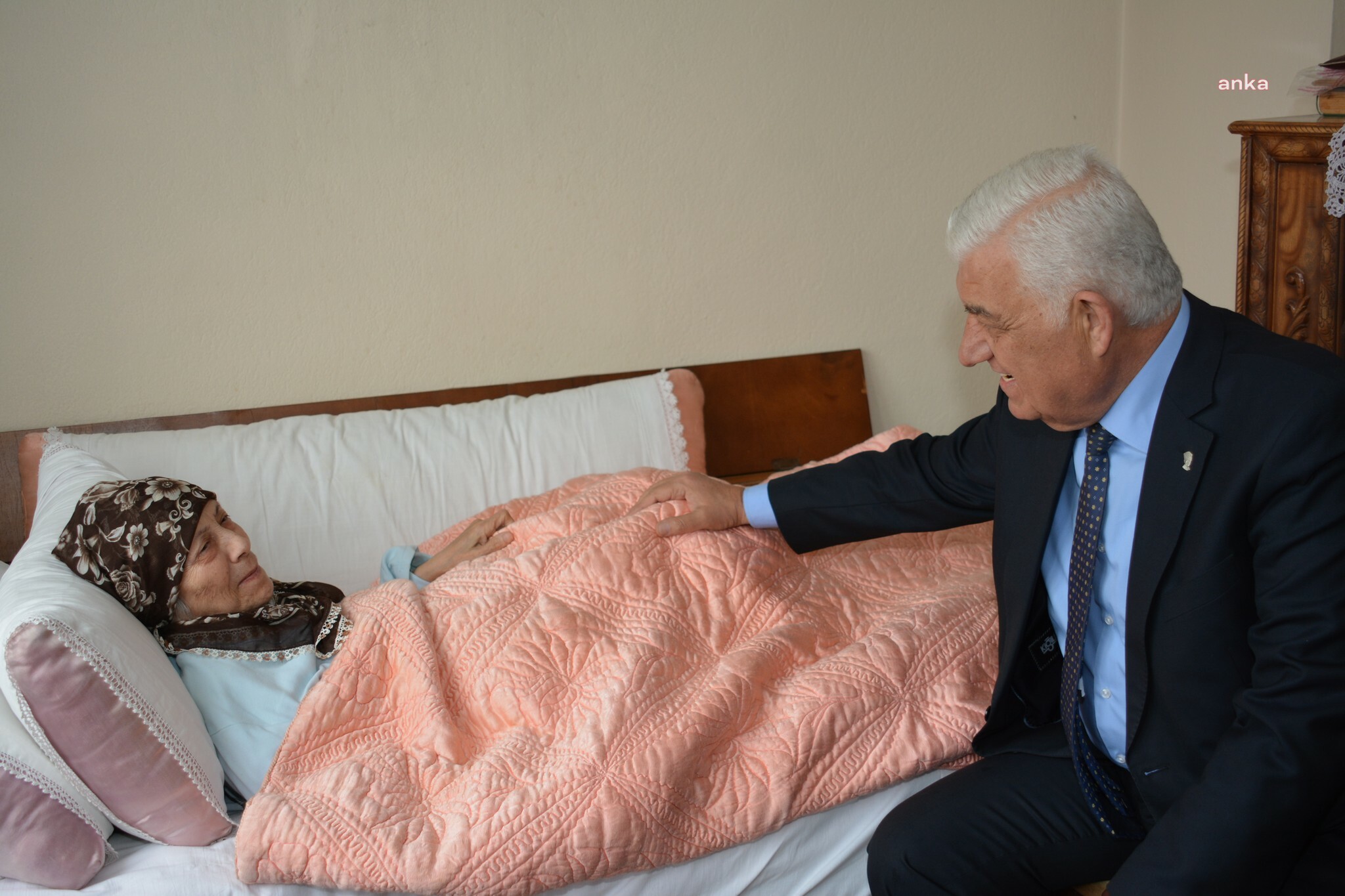 MUĞLA BÜYÜKŞEHİR, EVDE YAŞLI BAKIMI VE TARIMSAL HİZMET ALANLARINDA PİLOT BÜYÜKŞEHİR BELEDİYESİ SEÇİLDİ
