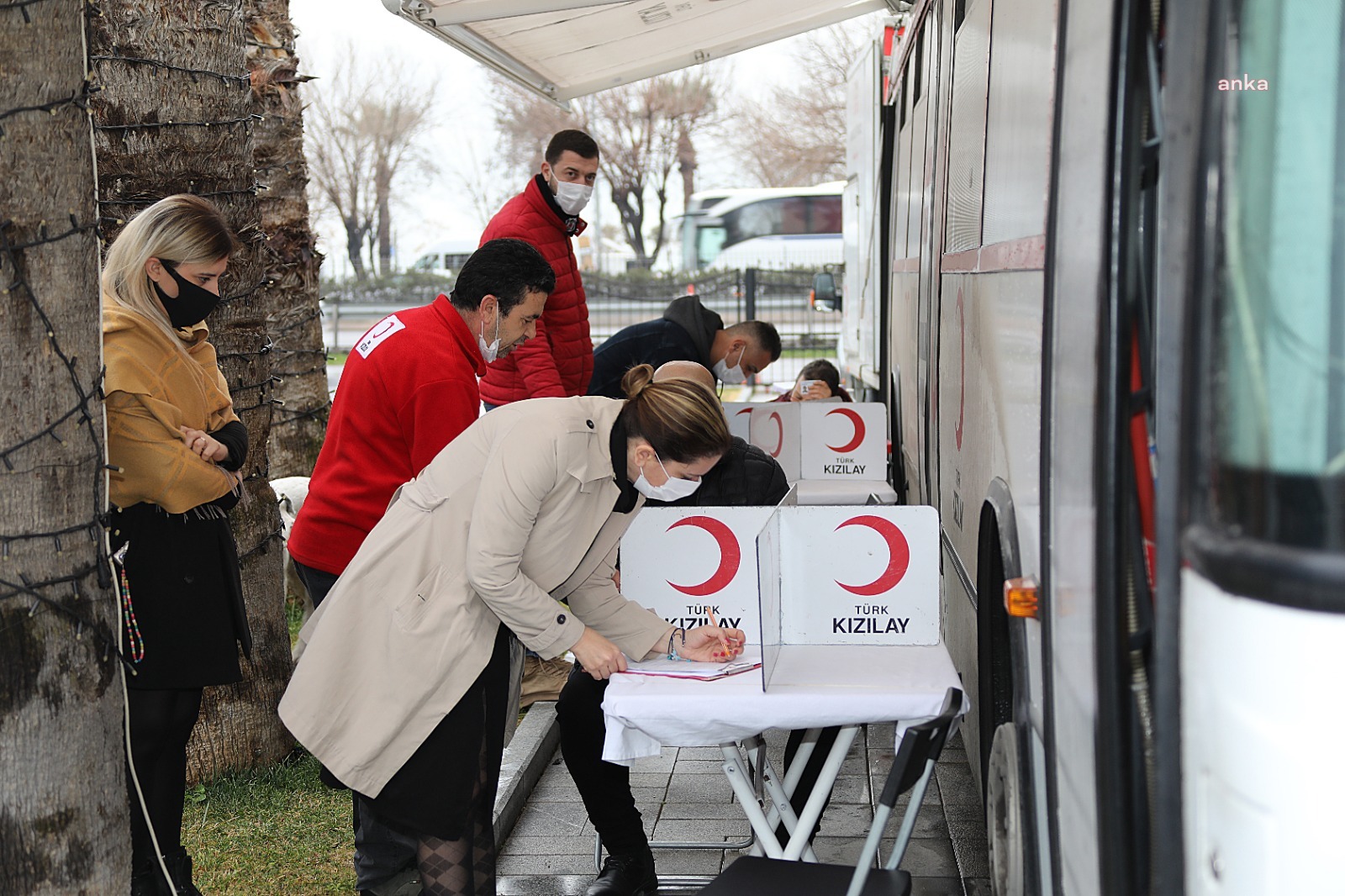 BAYRAKLI BELEDİYESİ'NDEN ‘KAN BAĞIŞI’ KAMPANYASI