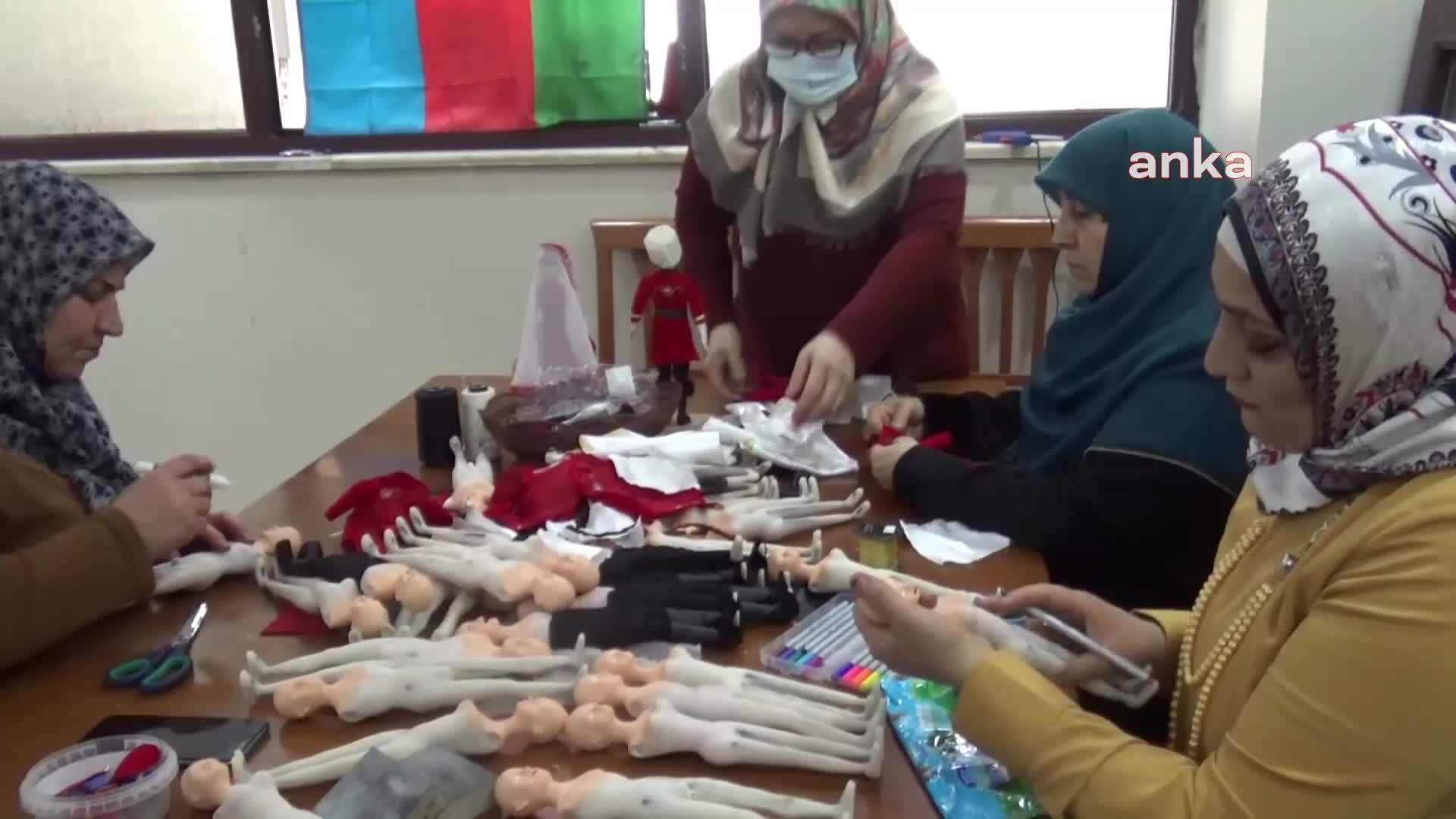 IĞDIR'DA KADINLAR KİTRE BEBEK YAPARAK MESLEK ÖĞRENİYORLAR