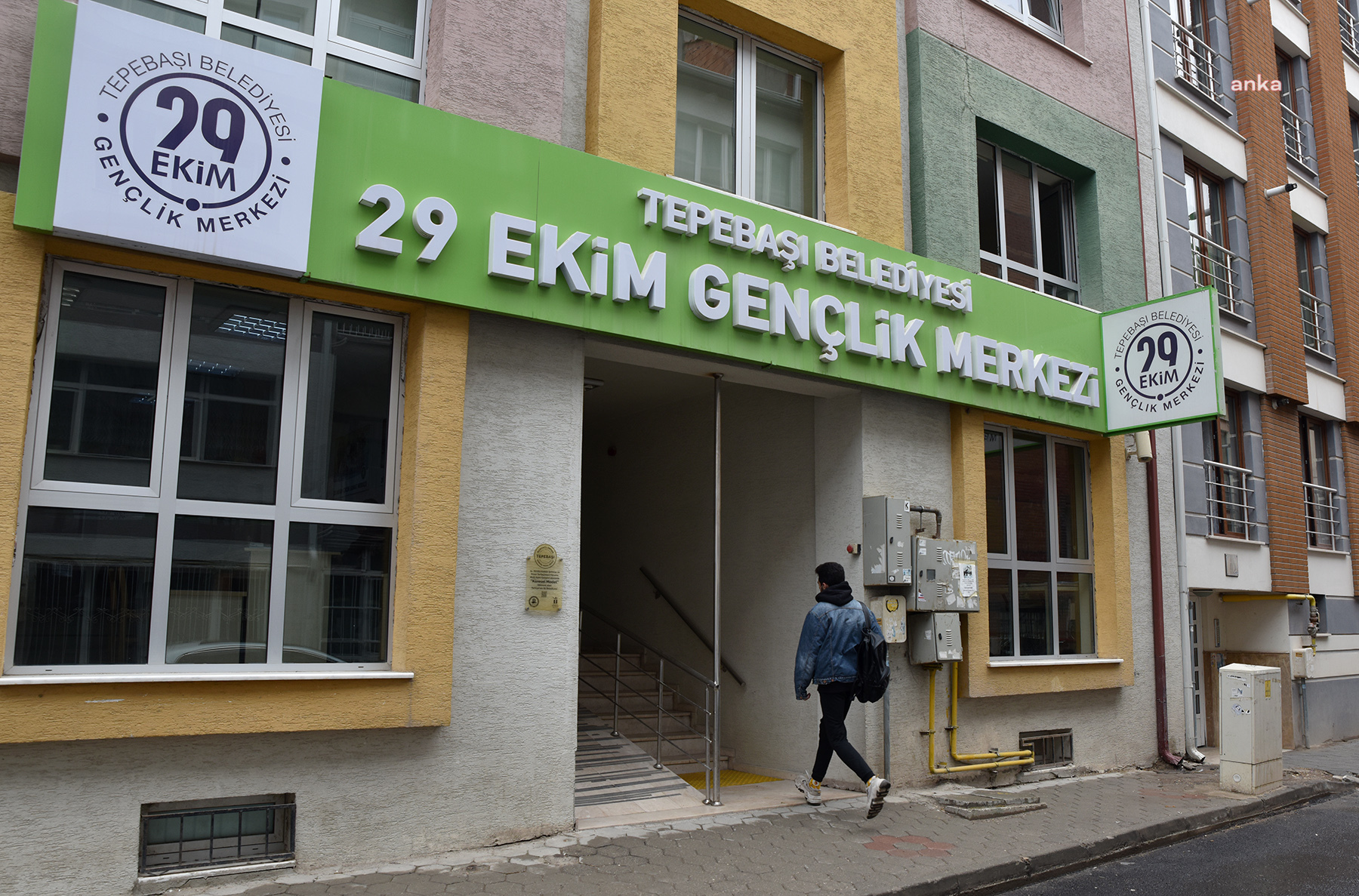 TEPEBAŞI BELEDİYESİ'NİN GENÇLİK MERKEZLERİNDE BAHAR DÖNEMİ EĞİTİMLERİ BAŞLIYOR