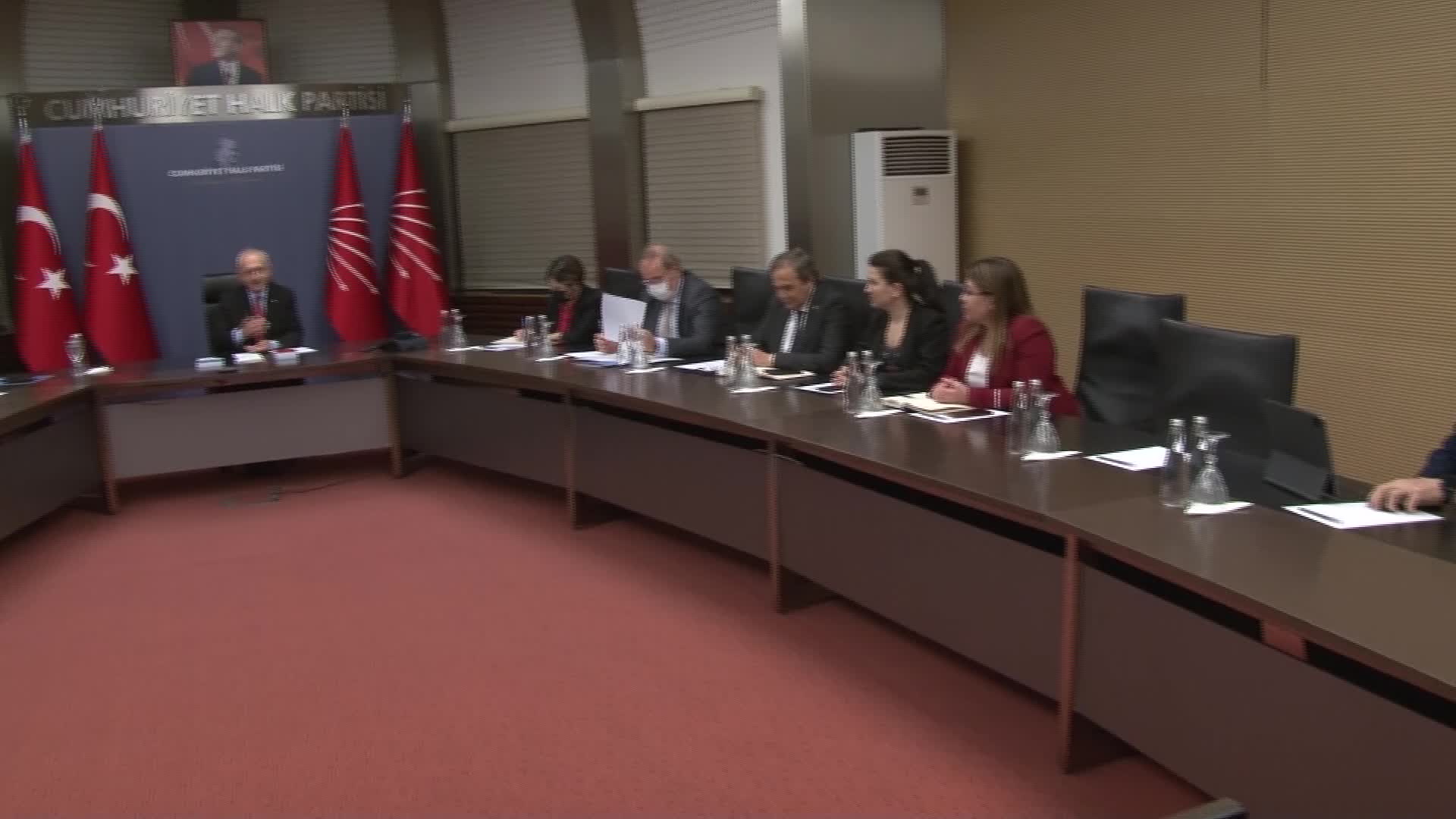 KILIÇDAROĞLU, OLAĞANÜSTÜ MYK TOPLANTISINA BAŞKANLIK ETTİ