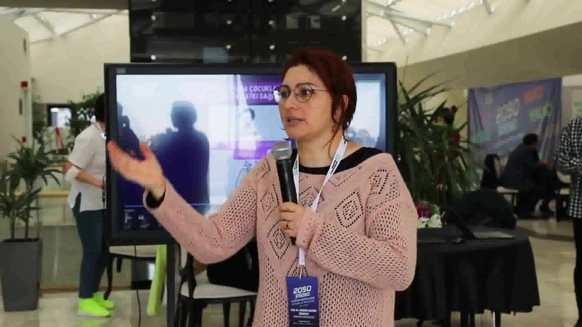 ÇOCUKLAR, 2050’DE HAYAL ETTİKLERİ BÜYÜKÇEKMECE’Yİ ANLATTI