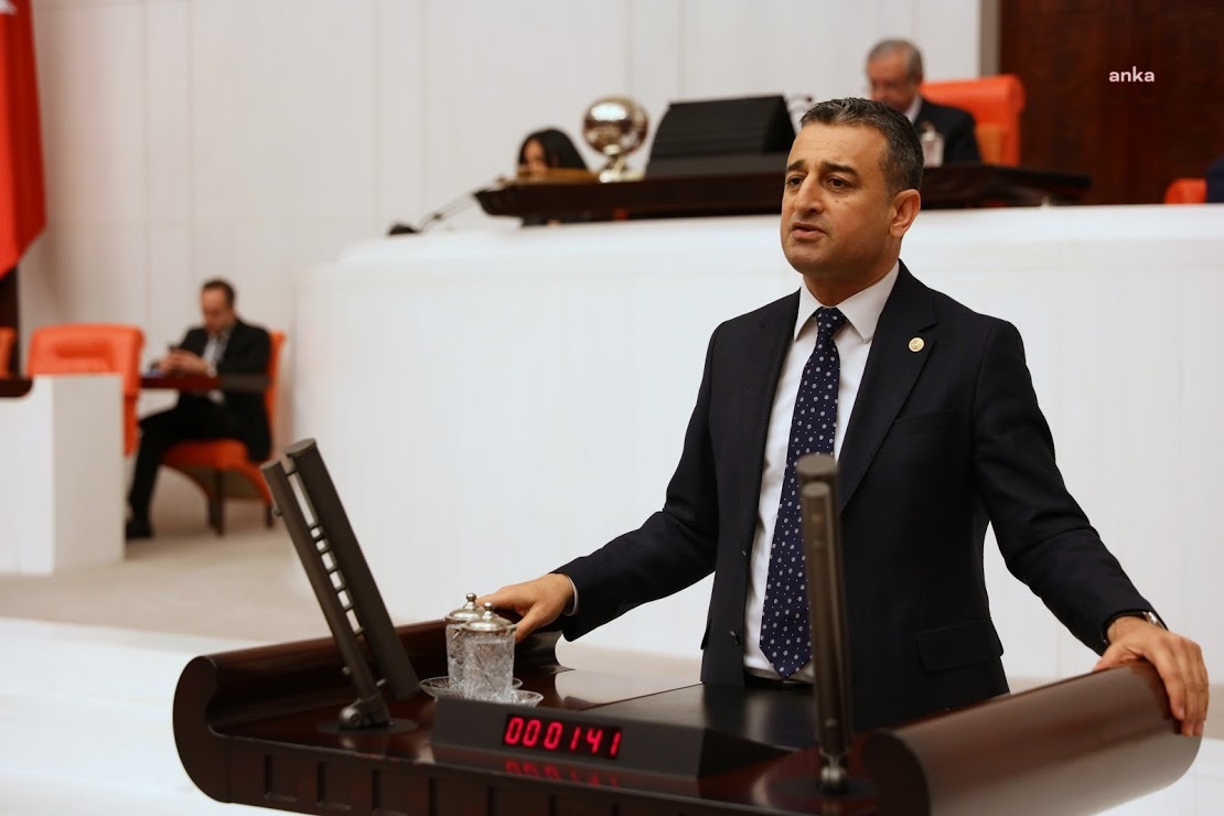 BURHANETTİN BULUT: “UKRAYNA’DAKİ VATANDAŞLARIMIZ BİR AN ÖNCE TAHLİYE EDİLMELİ”