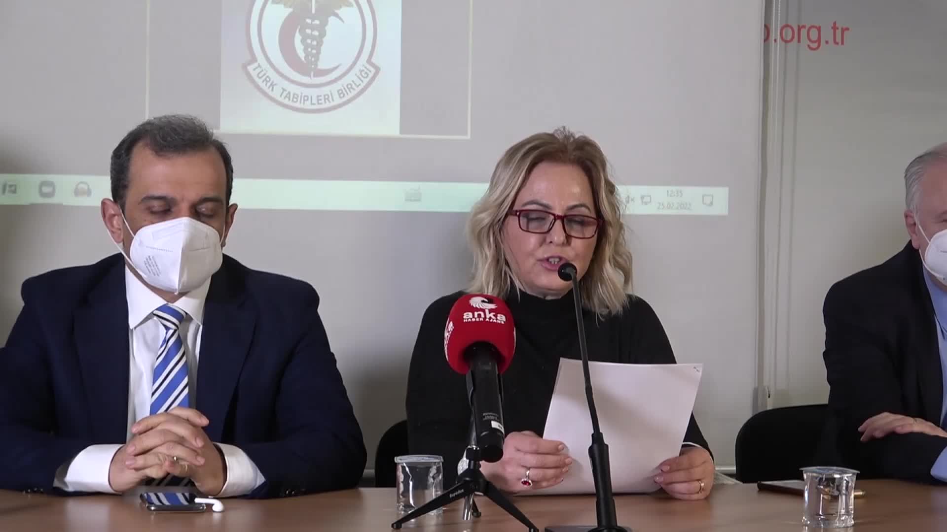 TTB: "MASKE KULLANIMINA HER KOŞULDA MUTLAKA DEVAM EDİLMELİ"