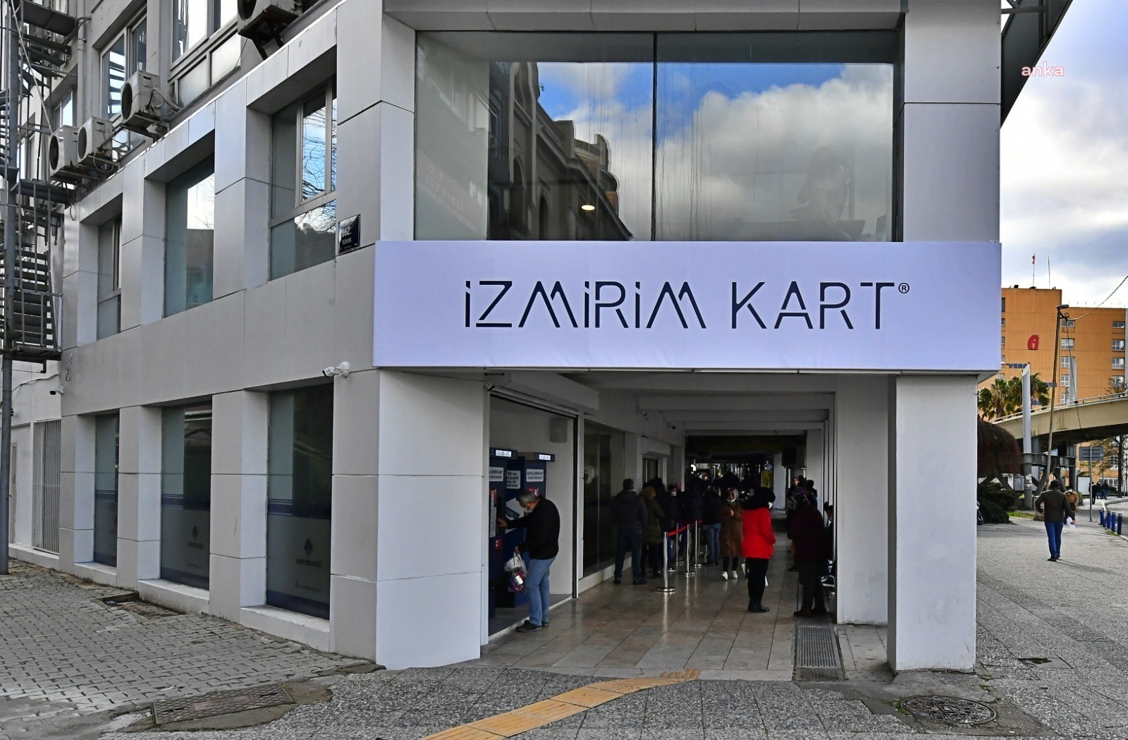 SAĞLIK PERSONELİ İZMİRİM KARTLARDA SON BAŞVURU 28 ŞUBAT!