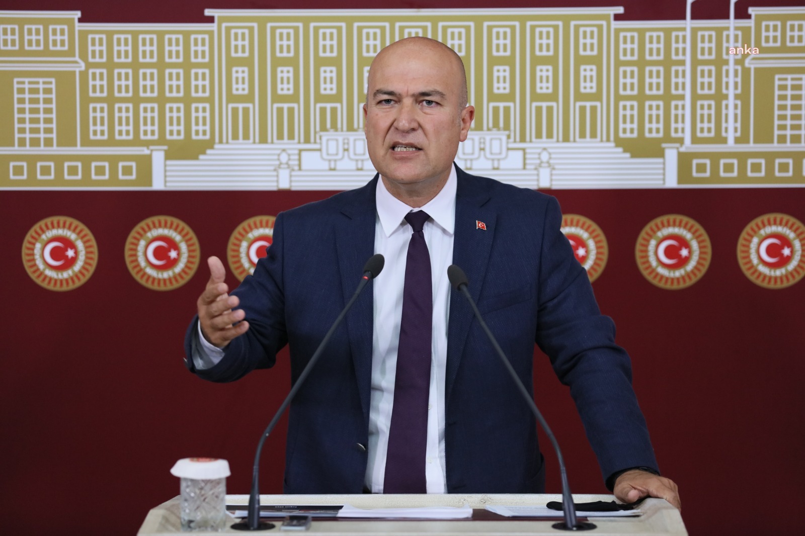 MURAT BAKAN'DAN 'ERİŞİM ENGELİ' TEPKİSİ: "BU KARAR MİLLETVEKİLİNİN KÜRSÜ DOKUNULMAZLIĞINA MÜDAHALEDİR"