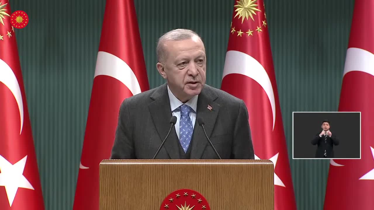 ERDOĞAN: “MONTRÖ SÖZLEŞMESİ'NİN BOĞAZLARDAKİ GEMİ TRAFİĞİ KONUSUNDA ÜLKEMİZE VERDİĞİ YETKİYİ KRİZİN TIRMANMASININ ÖNÜNE GEÇECEK ŞEKİLDE KULLANMA KARARINDAYIZ”