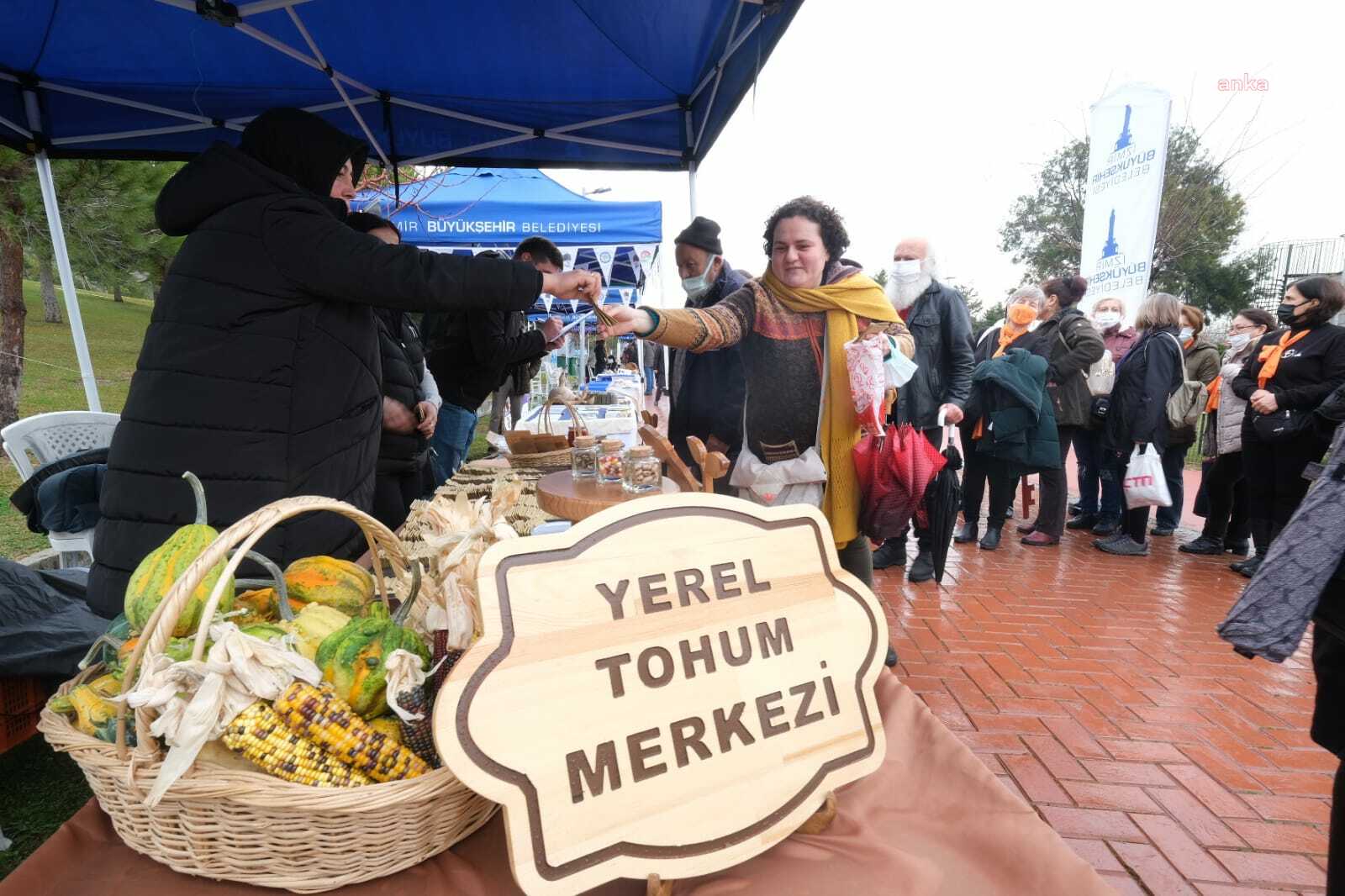 ESKİŞEHİR'İN TOHUMLARI İZMİR'DE DE VATANDAŞLARLA BULUŞTU