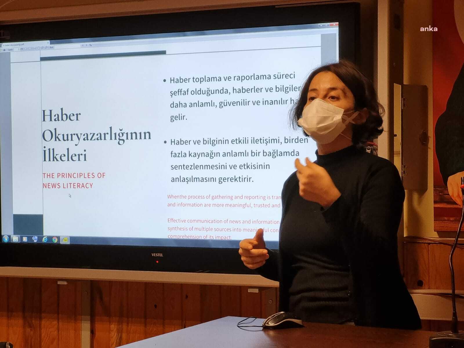 ÇUKUROVA KENT KONSEYİ'NDEN LİSELİLERE YÖNELİK EĞİTİMLER