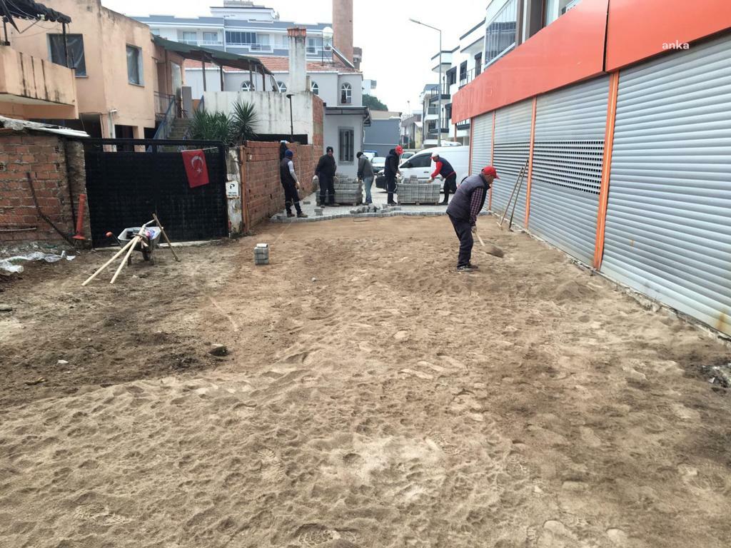 MENDERES’TE YOL YAPIM ÇALIŞMALARI DEVAM EDİYOR