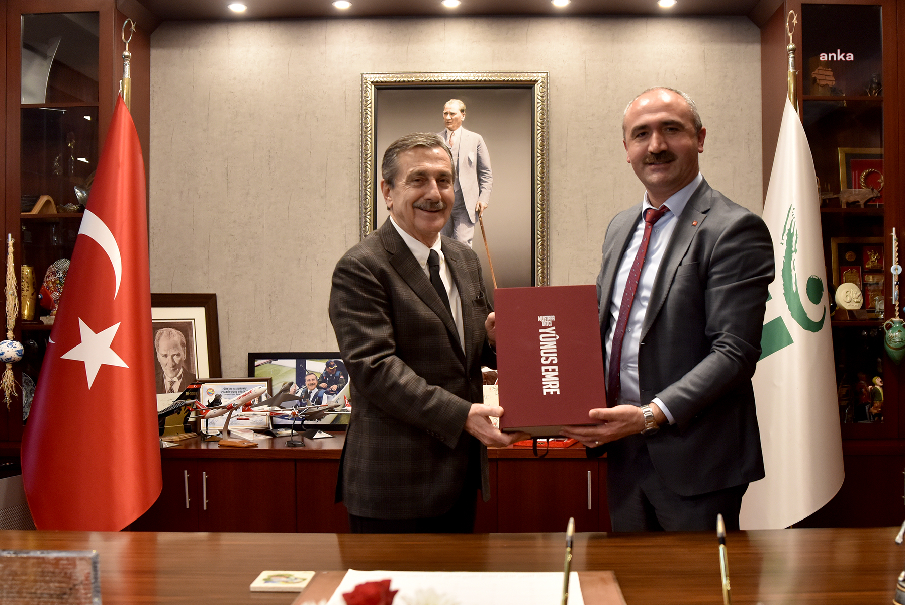 MİHALIÇÇIK BELEDİYE BAŞKANI ÇORUM’DAN TEPEBAŞI BELEDİYE BAŞKANI ATAÇ’A ZİYARET