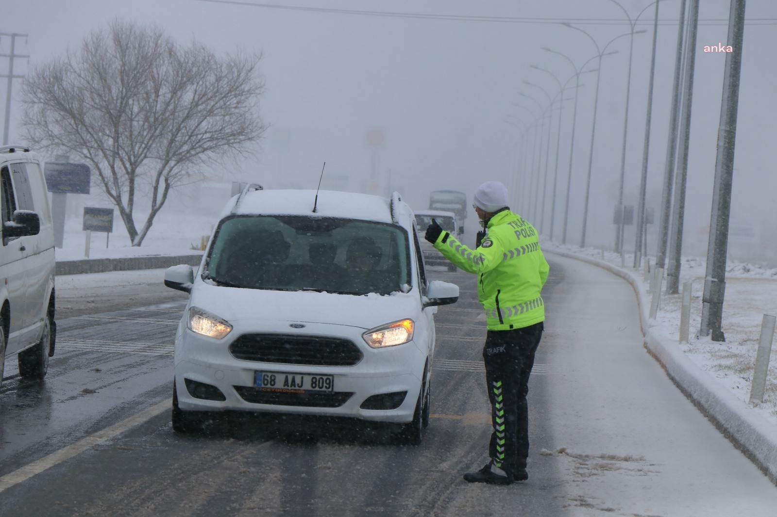 AKSARAY- KONYA YOLU ÇİFT ŞERİTLİ OLARAK TRAFİĞE KAPATILDI