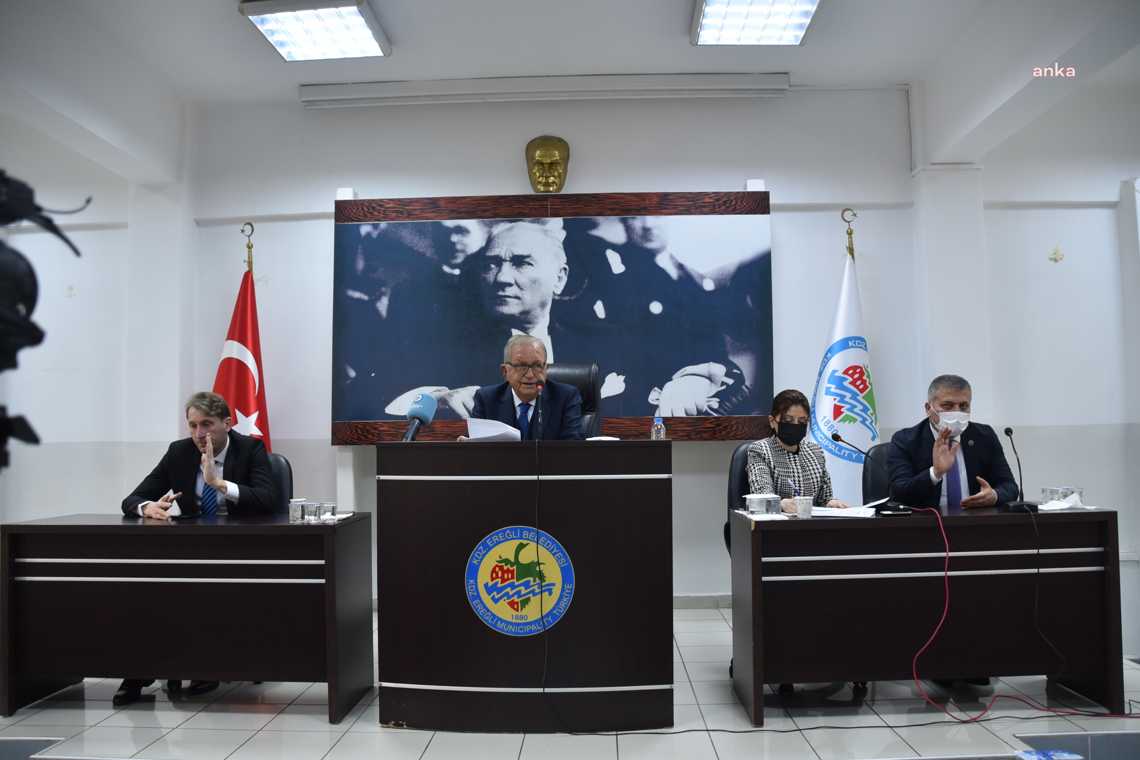 KARADENİZ EREĞLİ BELEDİYE MECLİSİ, TOPLU ULAŞIMA ZAM TALEBİNİ ONAYLADI