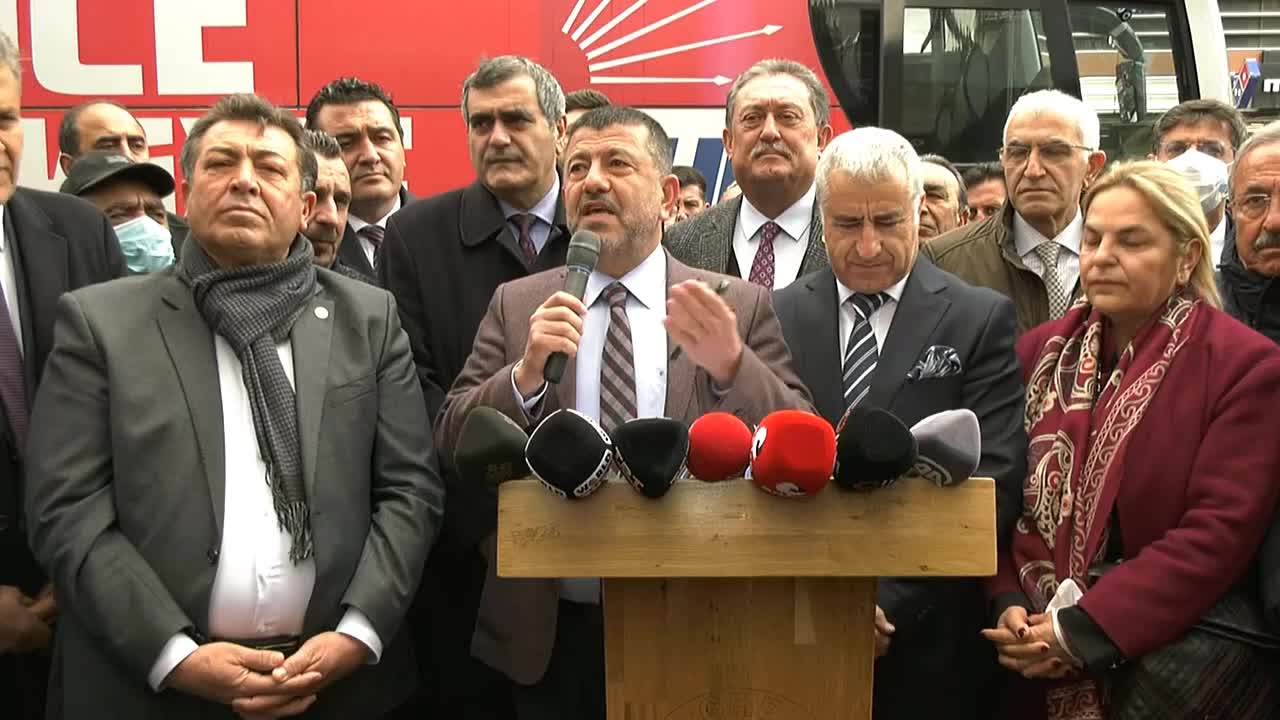 VELİ AĞBABA: “GİTMESİ GEREKEN TARIM BAKANI DEĞİL, GİTMESİ GEREKEN RECEP TAYYİP ERDOĞAN”