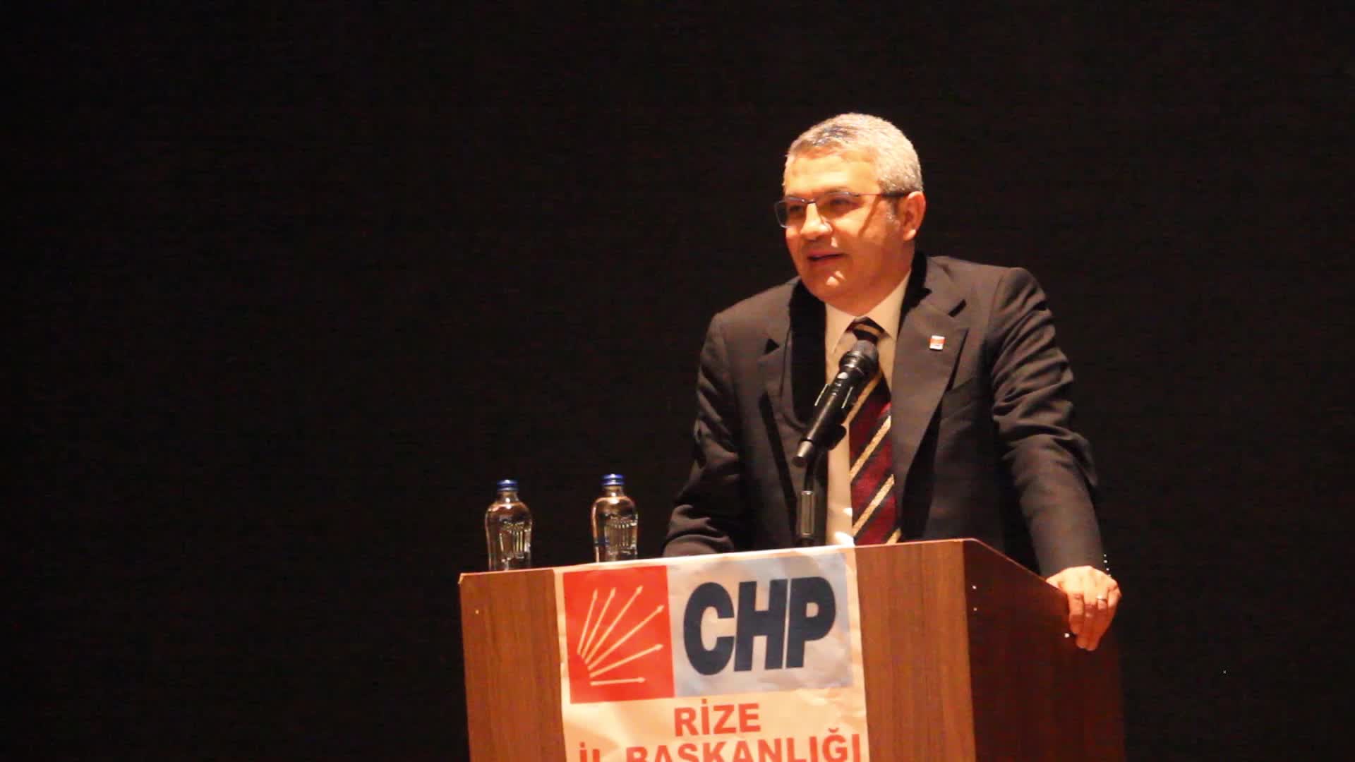 CHP’Lİ SALICI: “ALTI SİYASİ PARTİNİN GENEL BAŞKANI BİR ARAYA GELDİ. O FOTOĞRAF UMARIM ÖNÜMÜZDEKİ DÖNEMİN İKTİDARININ FOTOĞRAFI OLUR”