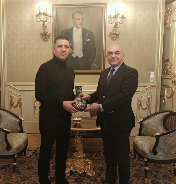 MENDERES'TEN AB ATILIMI