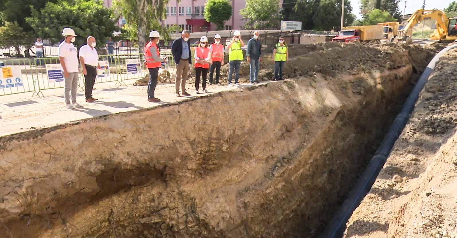 ADANA BÜYÜKŞEHİR, SU BASKINI TEHLİKESİNE KARŞI ÇALIŞIYOR