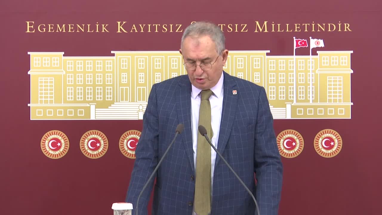 ATİLA SERTEL: KARABURUN KAYMAKAMI'NIN ARAZİ SATIŞI İLE İLGİLİ HABERLERE ERİŞİM YASAĞI GETİRİLMESİ ABDÜLHAMİT SANSÜRÜNDEN BETER